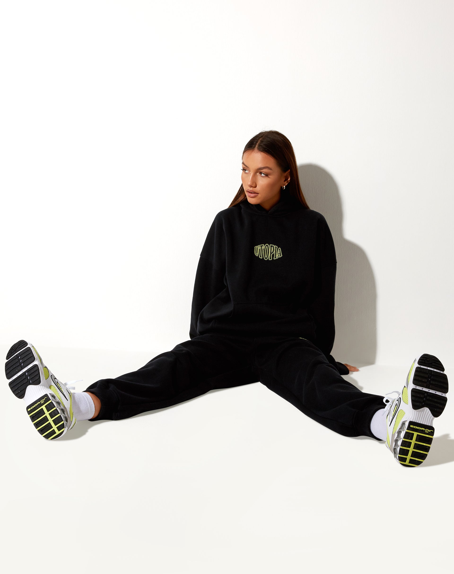 Imagen de Oversize Hoodie in Black Utopia