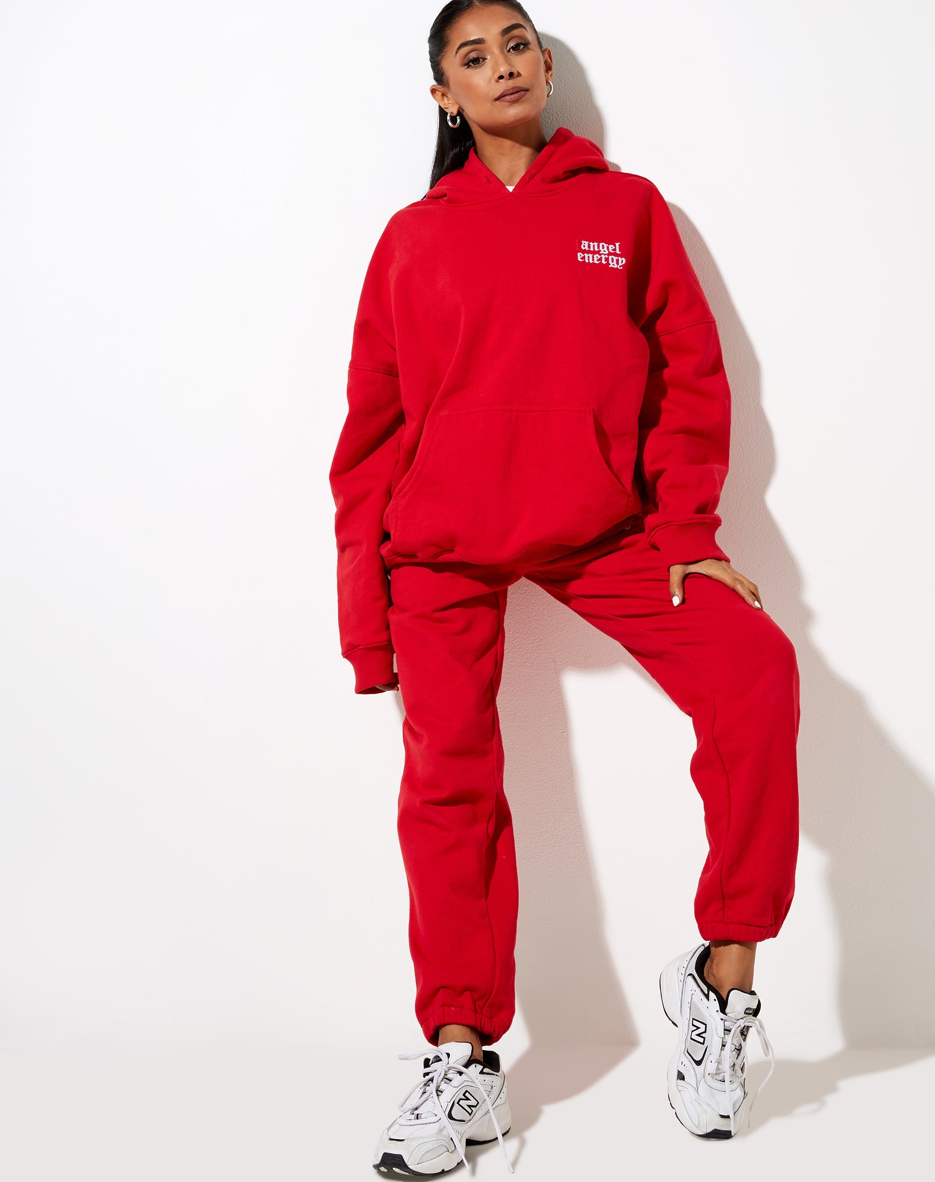 Image of Sudadera oversize con capucha en rojo Racing y bordado Angel Energy