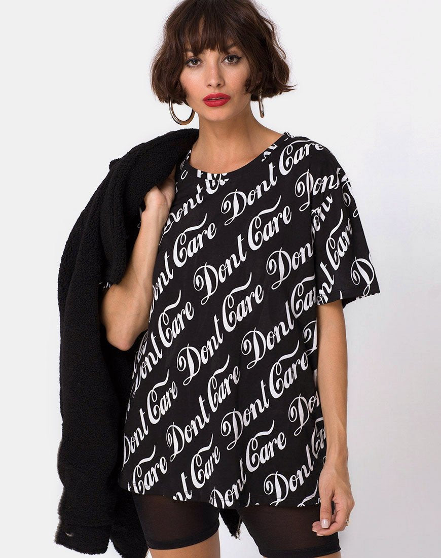 Camiseta básica oversize en negro Don't Care Full Print by Mote