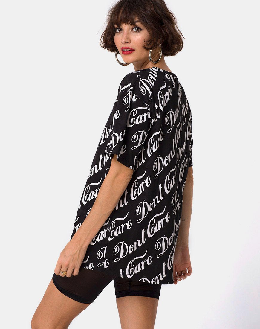 Camiseta básica oversize en negro Don't Care Full Print by Mote