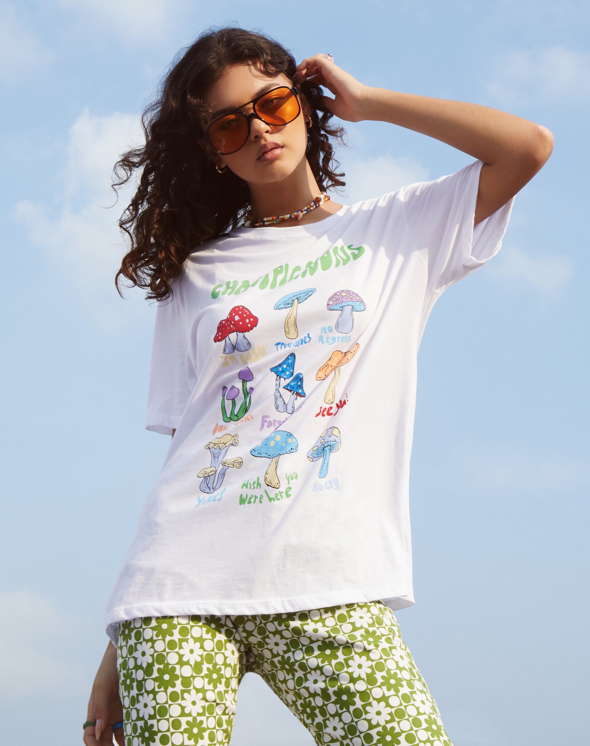 Imagen de Oversize Basic Tee in White Champignons