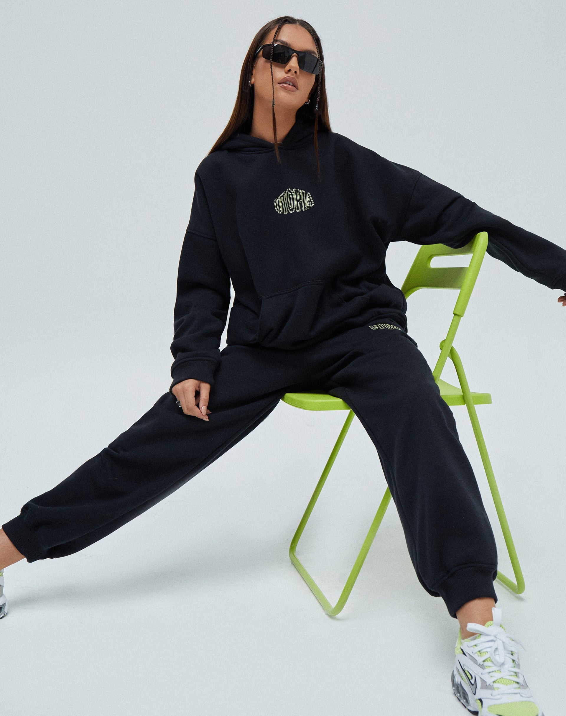 Imagen de Oversize Hoodie in Black Utopia