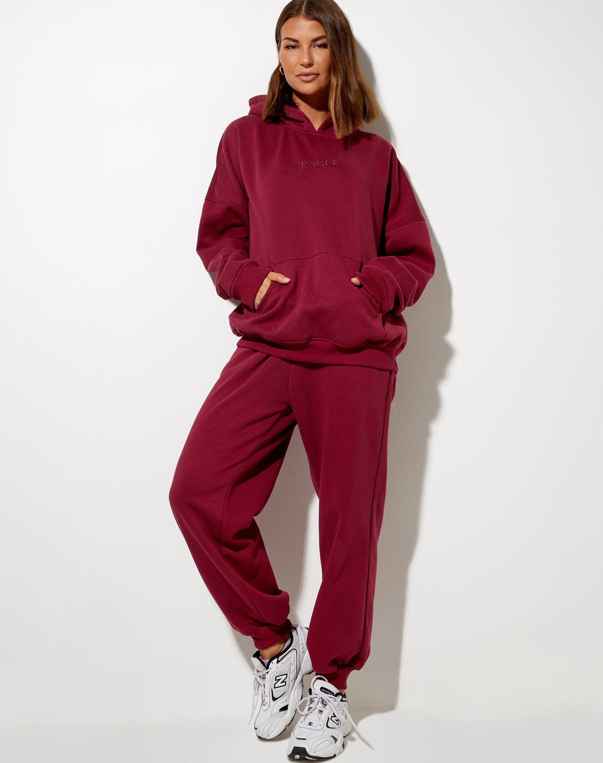 Imagen de Oversize Hoodie in Burgundy Angel Embro
