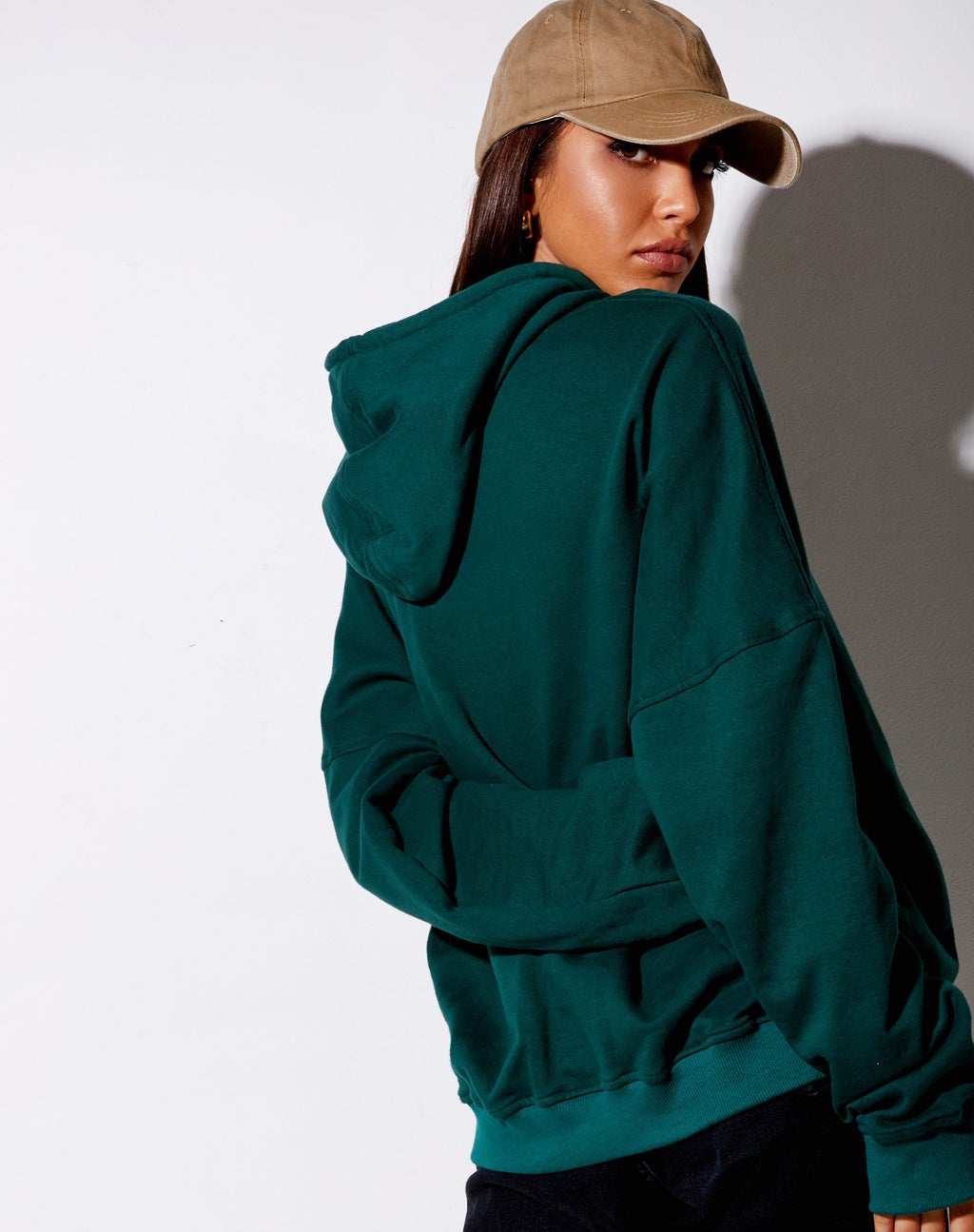 Sudadera oversize con capucha 'Too Many Feelings' en verde botella