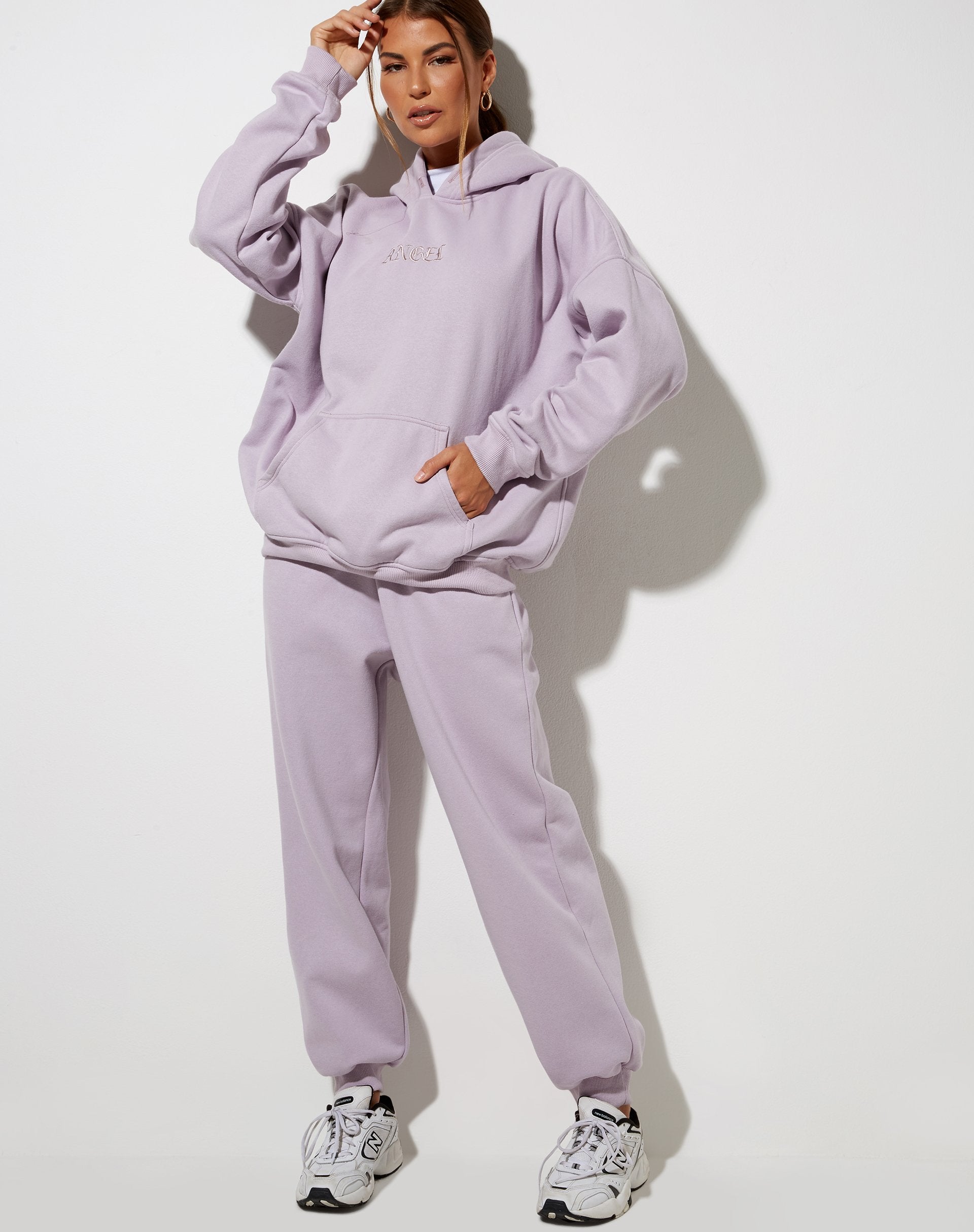 Imagen de Oversize Hoodie in Violet Angel Embro