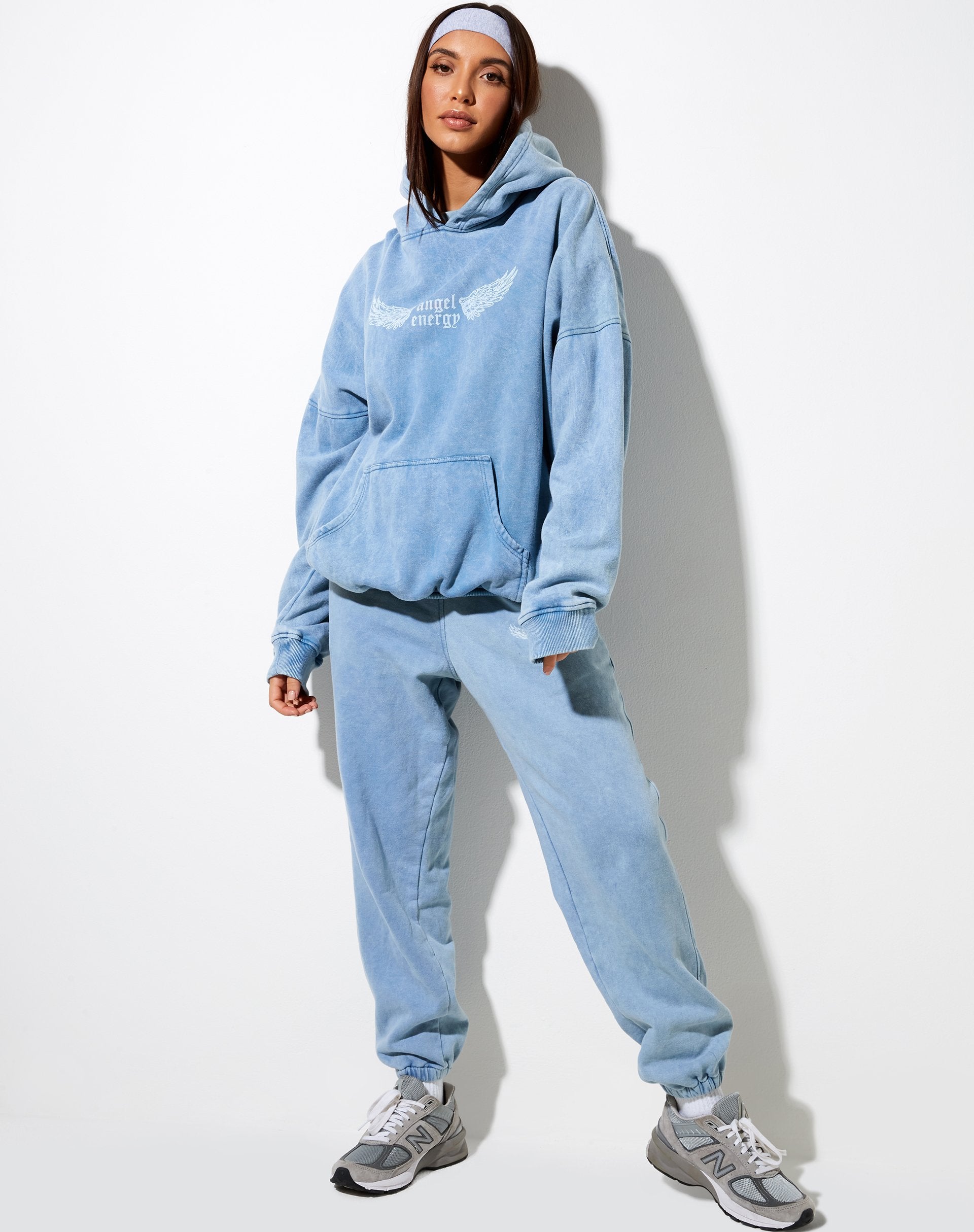 Imagen de Oversize Hoodie in Washed Blue Angel Energy Wings