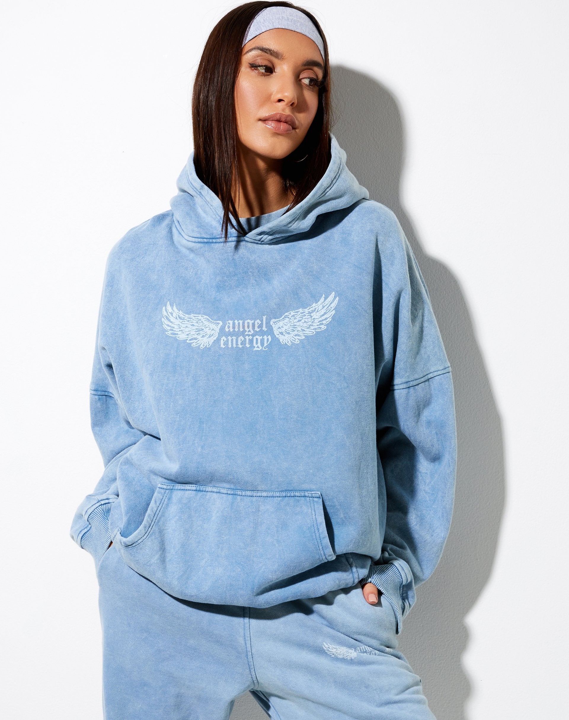 Imagen de Oversize Hoodie in Washed Blue Angel Energy Wings