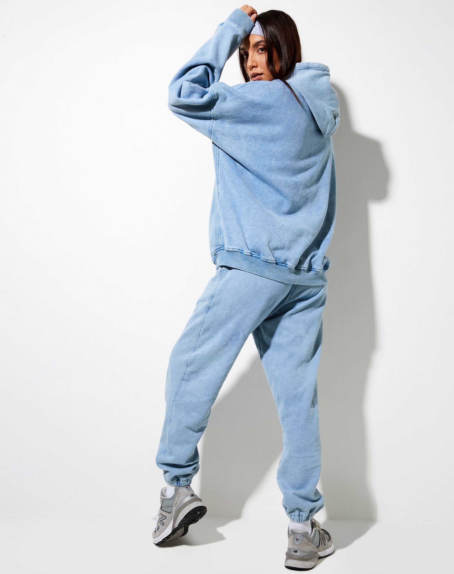 Imagen de Oversize Hoodie in Washed Blue Angel Energy Wings