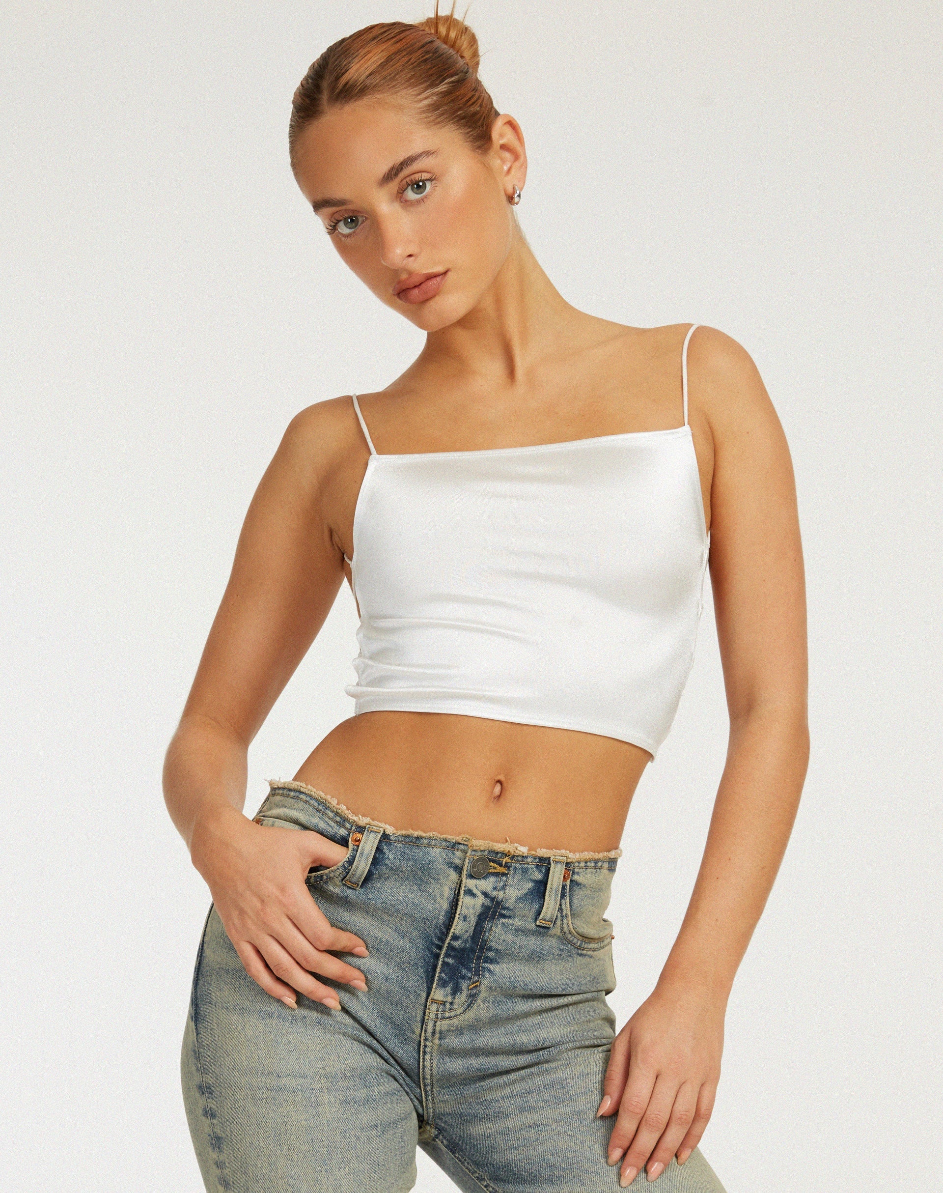 imagen de Ozka Crop Top en marfil