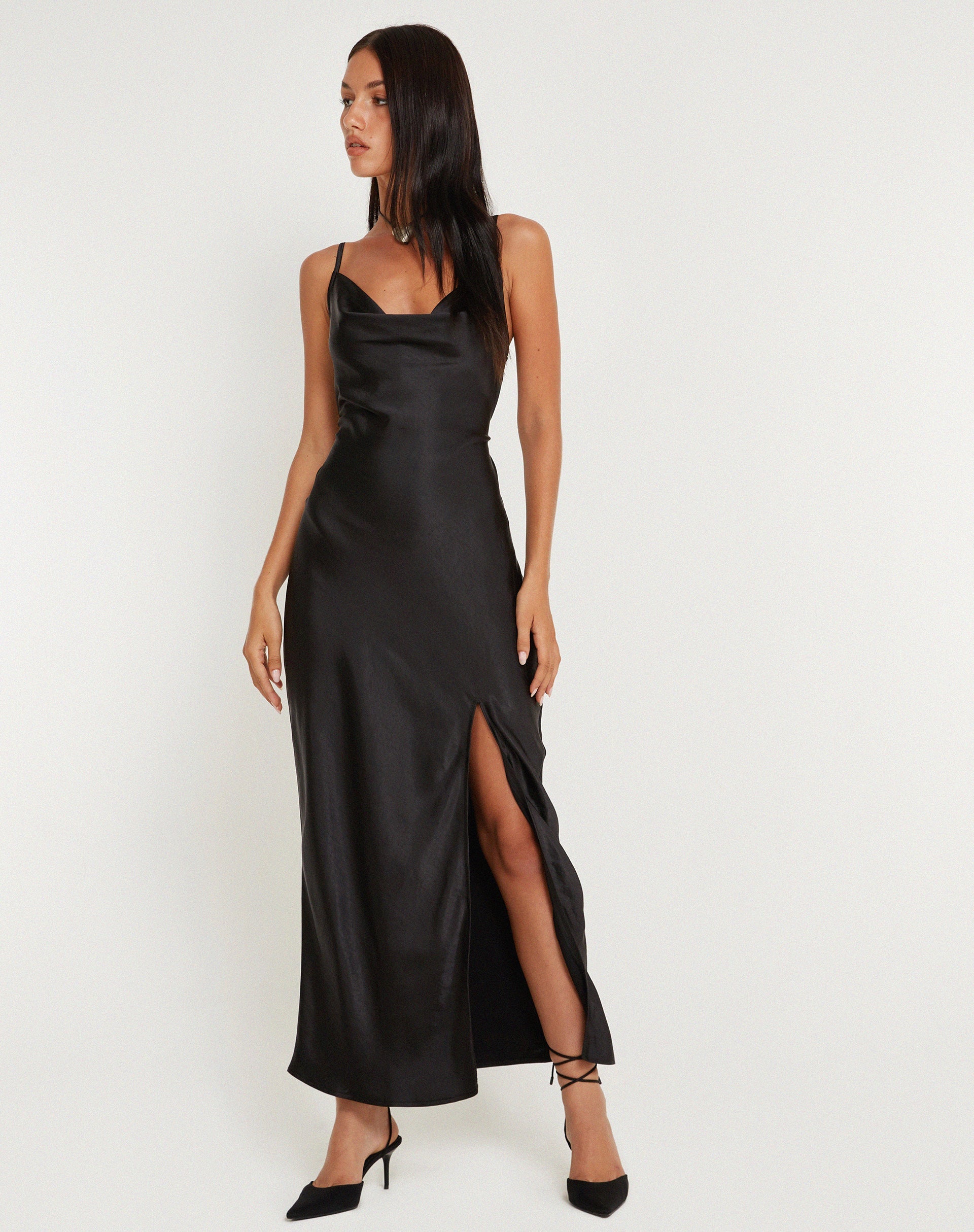 imagen de Padilla Maxi Dress in Satin Black