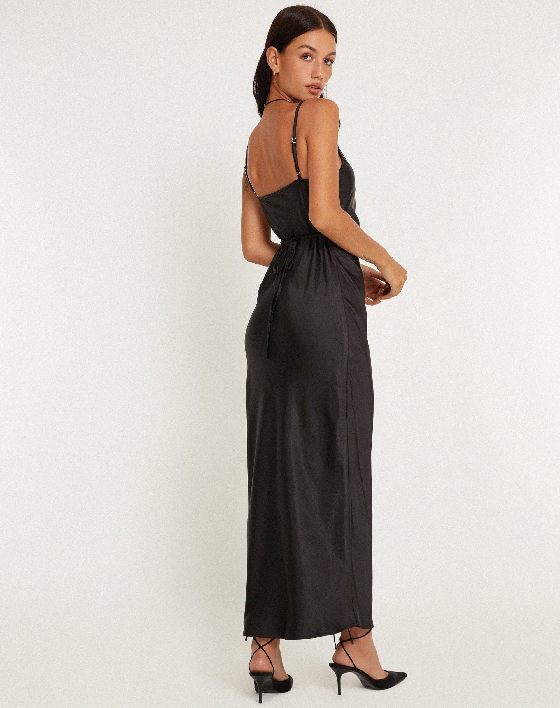 imagen de Padilla Maxi Dress in Satin Black