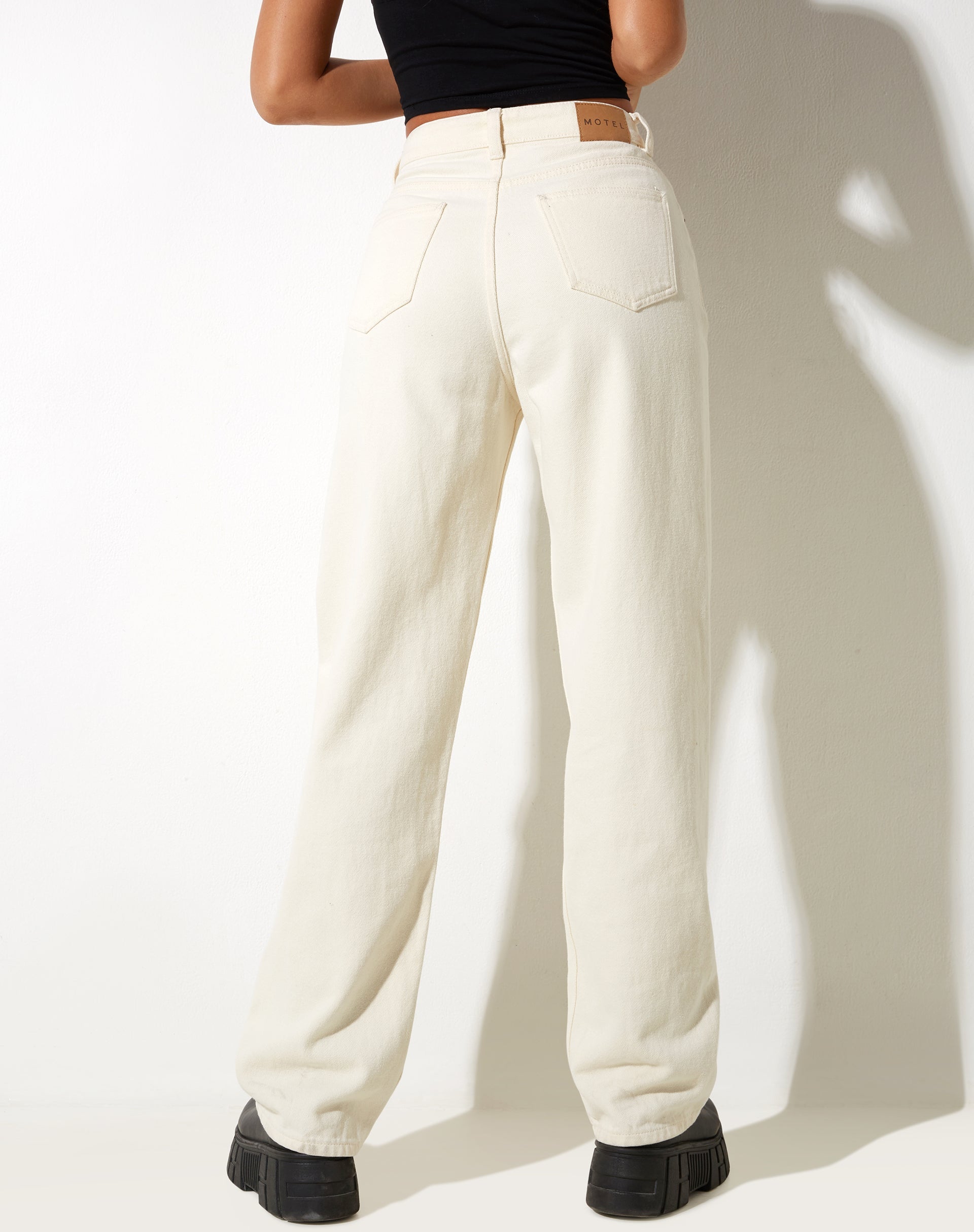 imagen de Parallel Jeans en Buttermilk