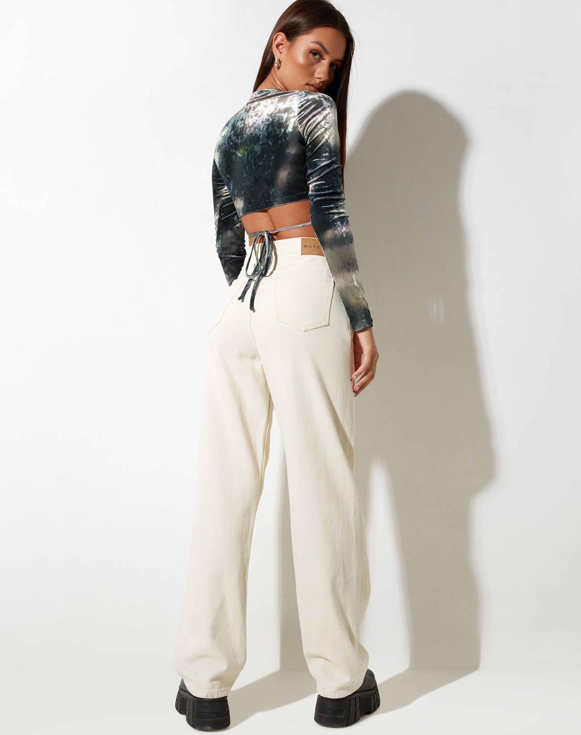 Imagen de MOTEL X IRIS Stivi Crop Top en Camuflaje Abstracto