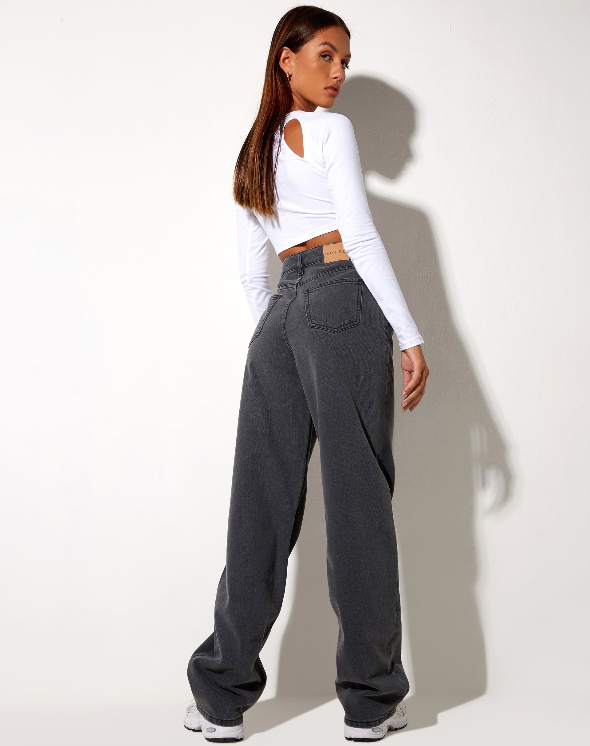 Imagen de Parallel Jeans en gris