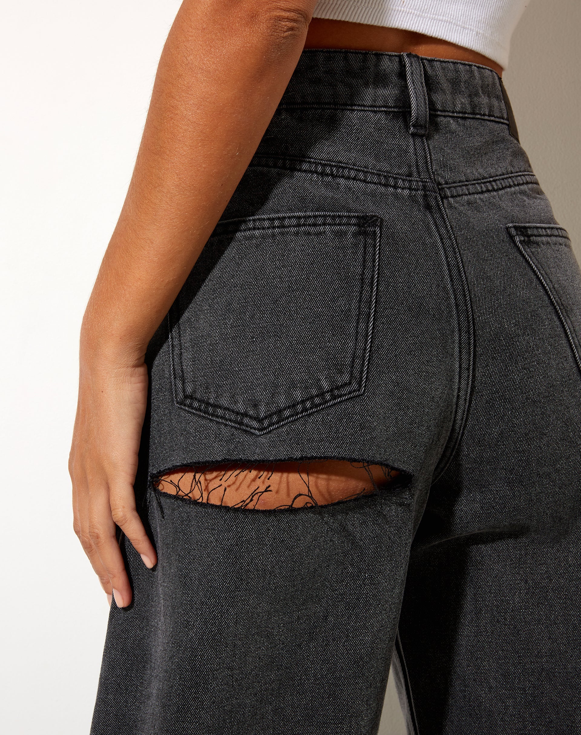 Imagen de Bum Rips Parallel Jeans en Black Wash