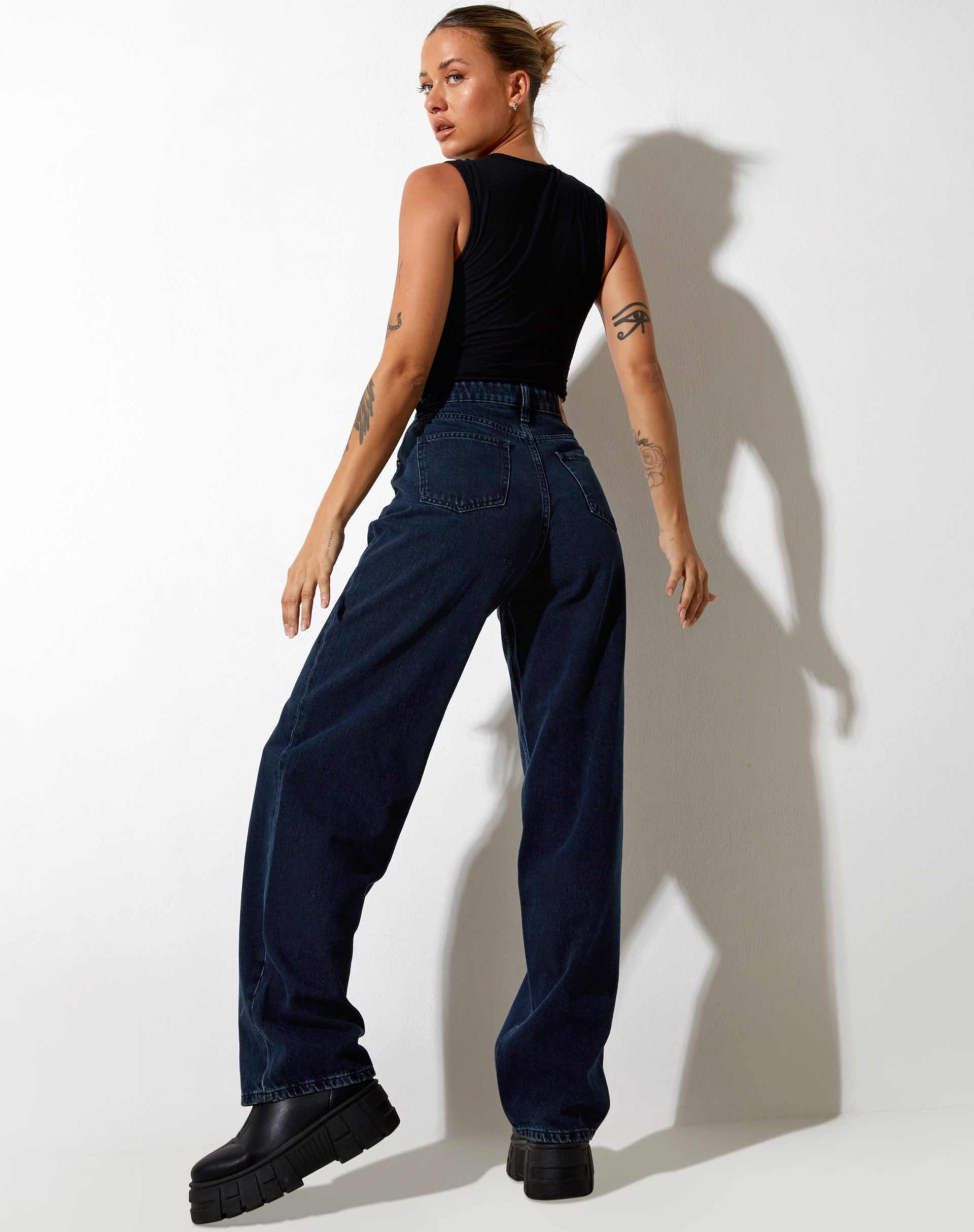 Imagen de Gimon Crop Top en negro Get Real