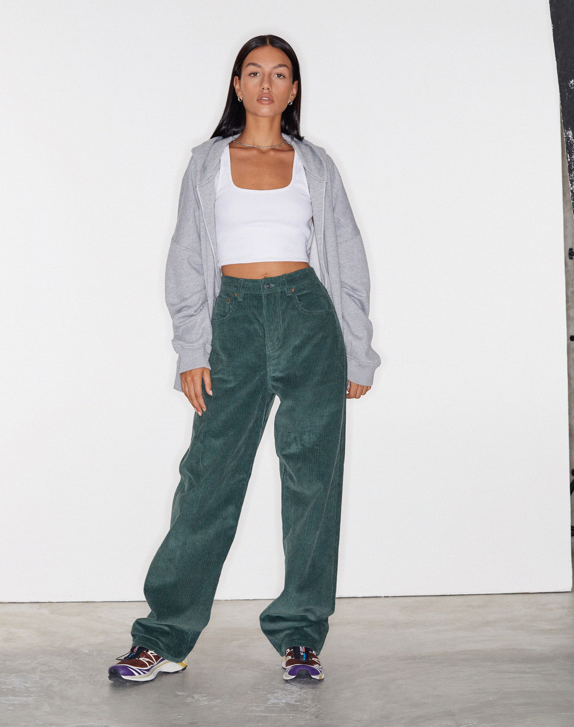 Imagen de Parallel Trouser in Cord Bottle Green