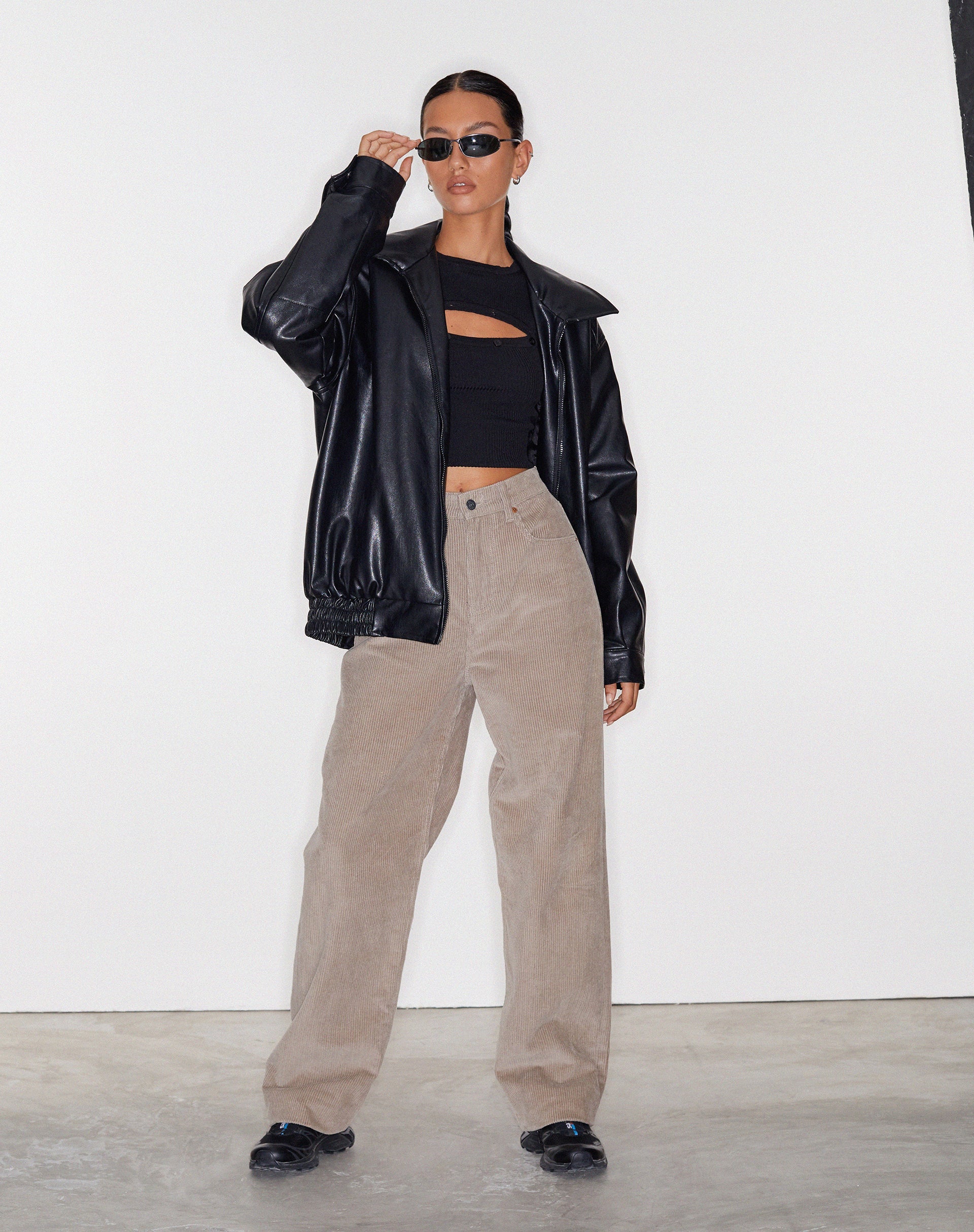 imagen de Parallel Jeans en Cord Smoke Grey