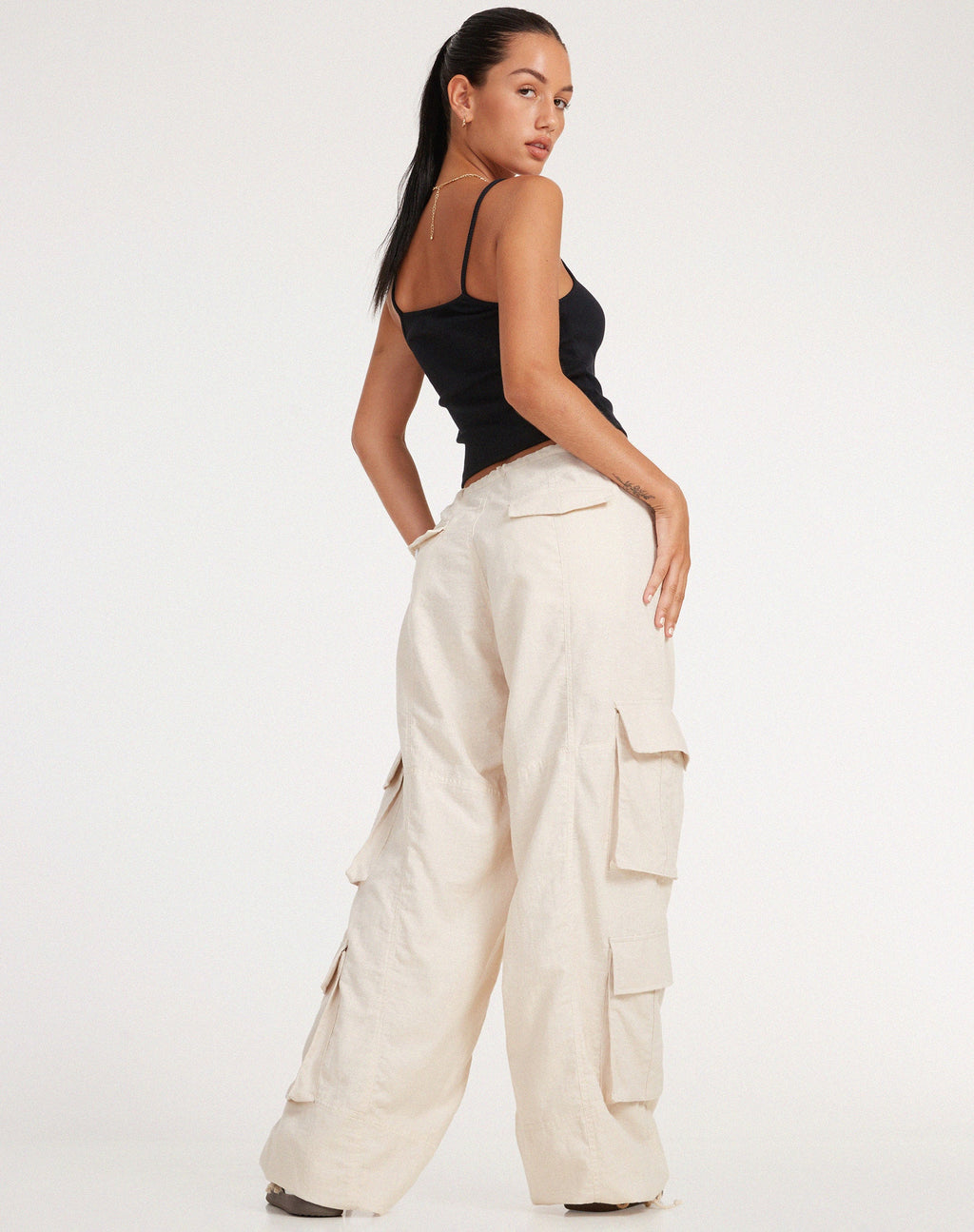 Pantalón cargo Philia crudo