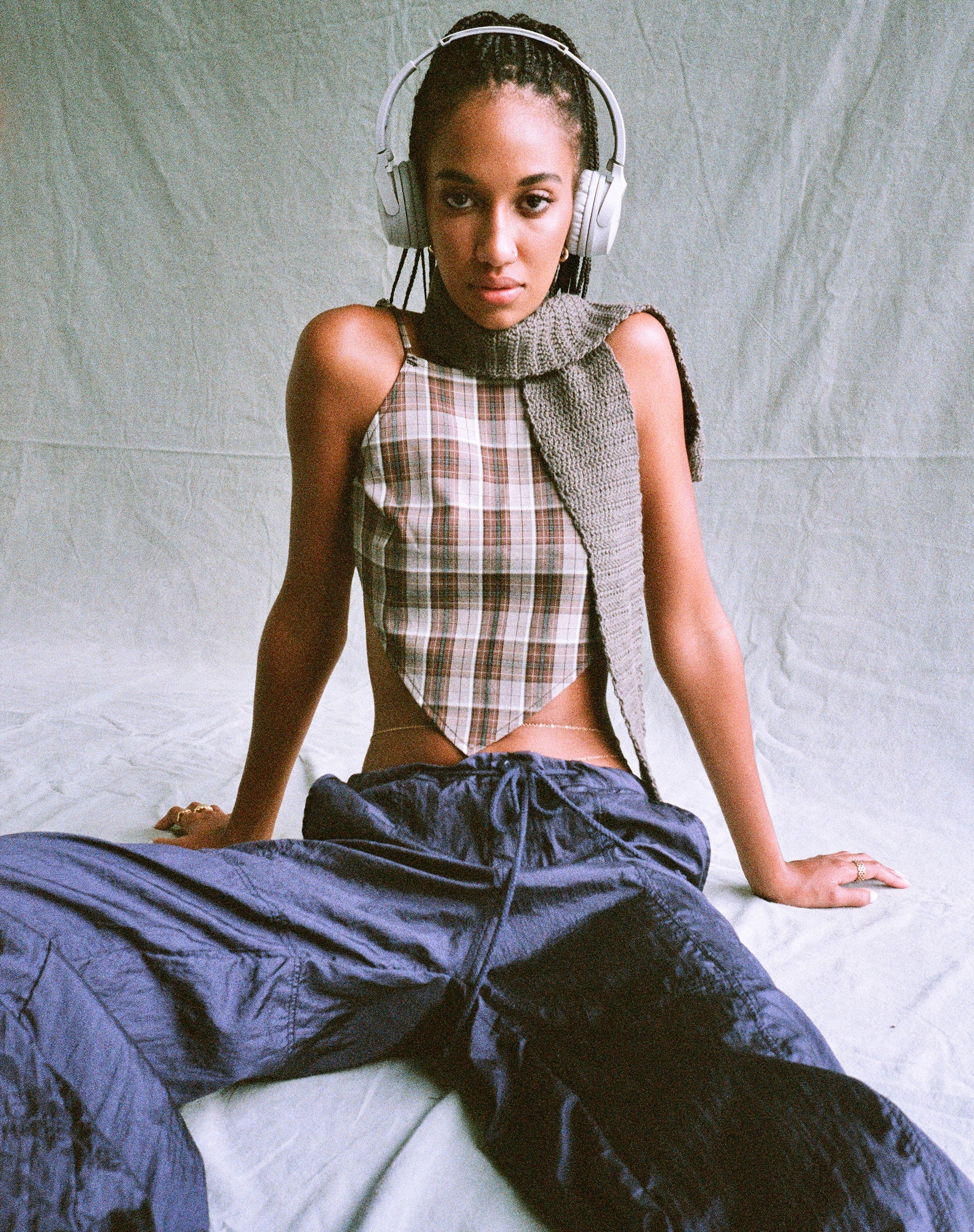 Imagen de Motel X Olivia Neill Wibi Top in Check Tan Brown