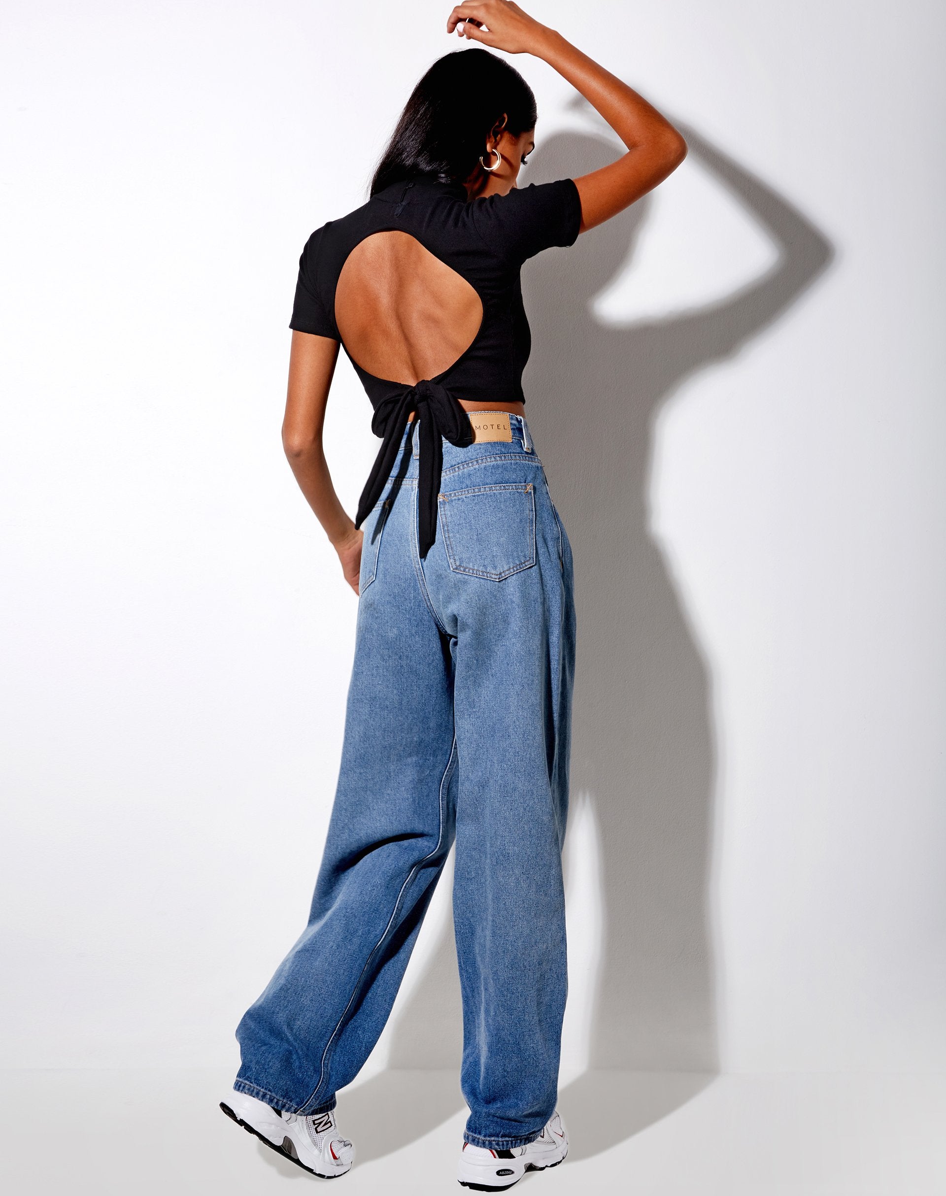 Imagen de Que Crop Top in Rib Negro