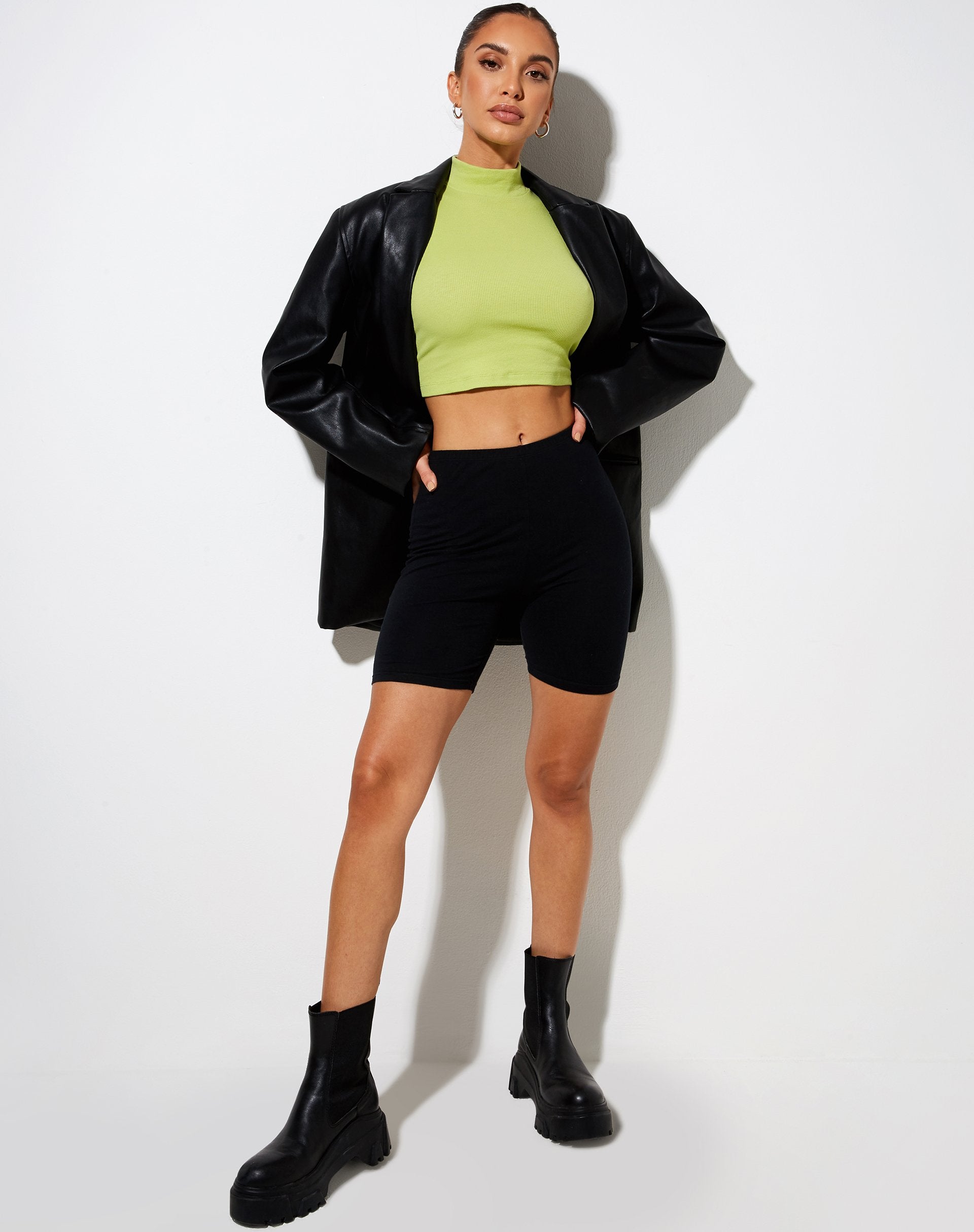 Imagen de Que Crop Top en verde hoja