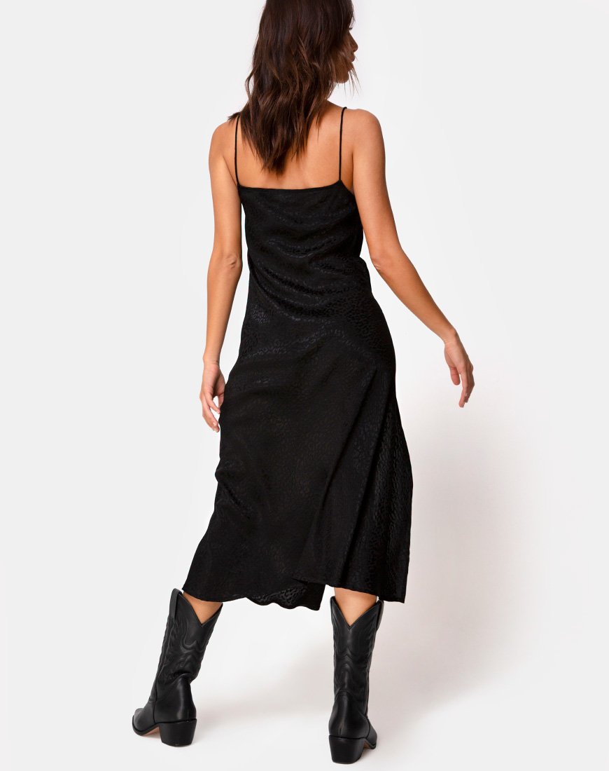Imagen de Quinty Midi Dress in Satin Cheetah Black