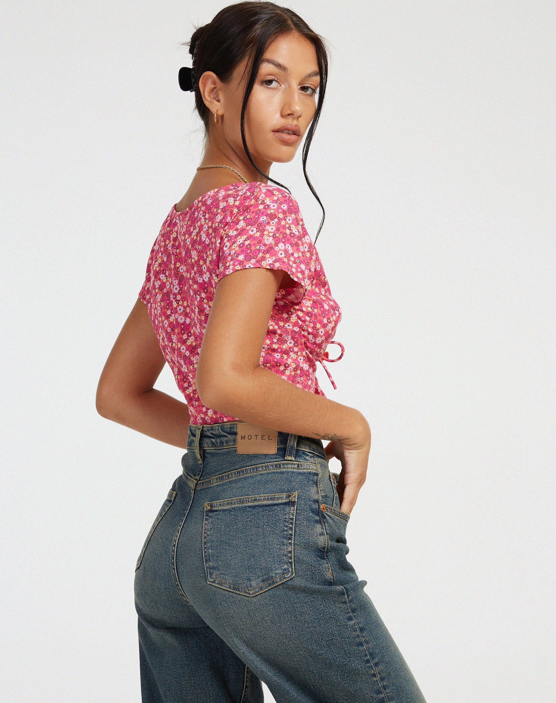 imagen de Raeto Crop Top en Ditsy Floral Pink