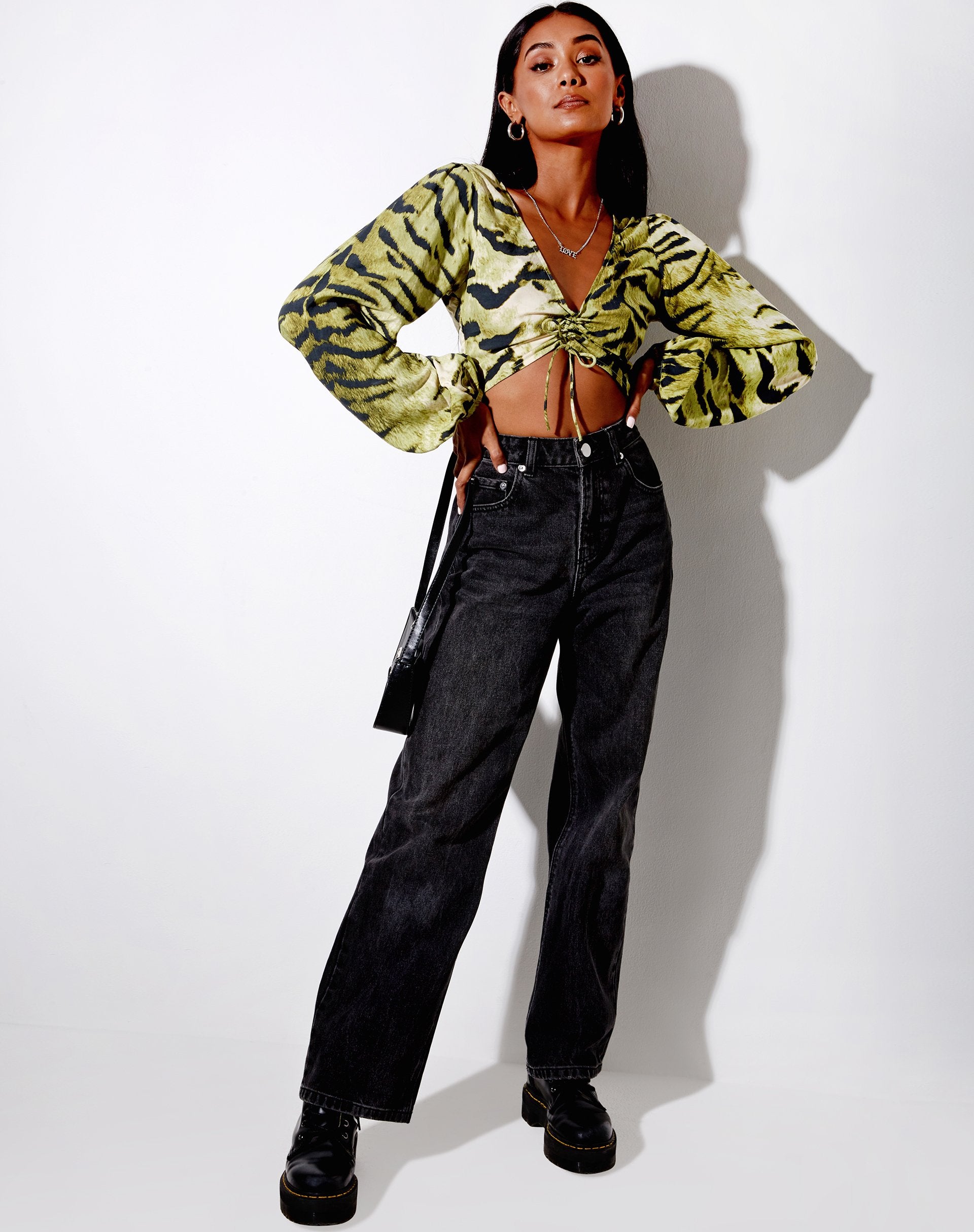 Imagen de Reilo Crop Top en Tiger Full Khaki