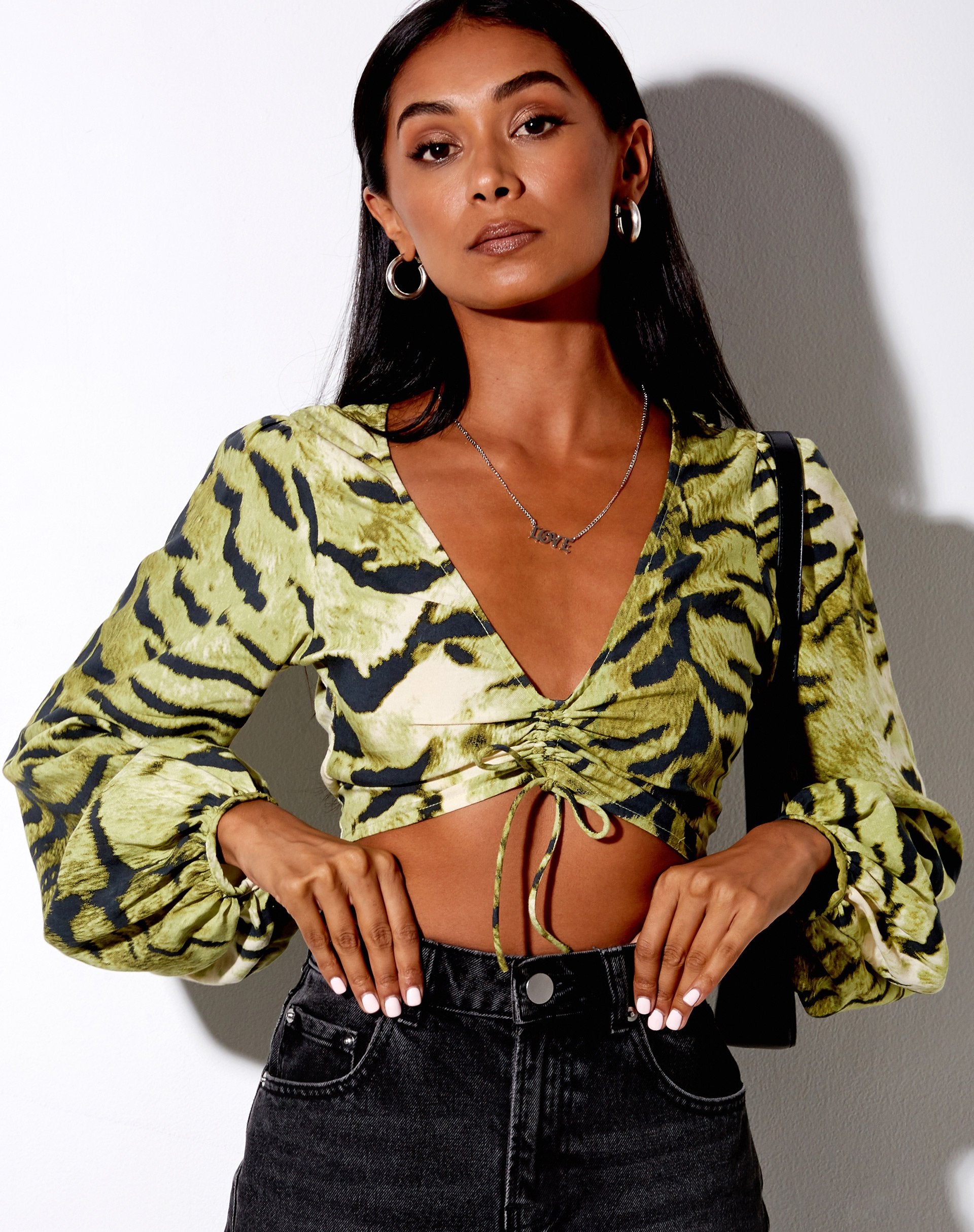 Imagen de Reilo Crop Top en Tiger Full Khaki