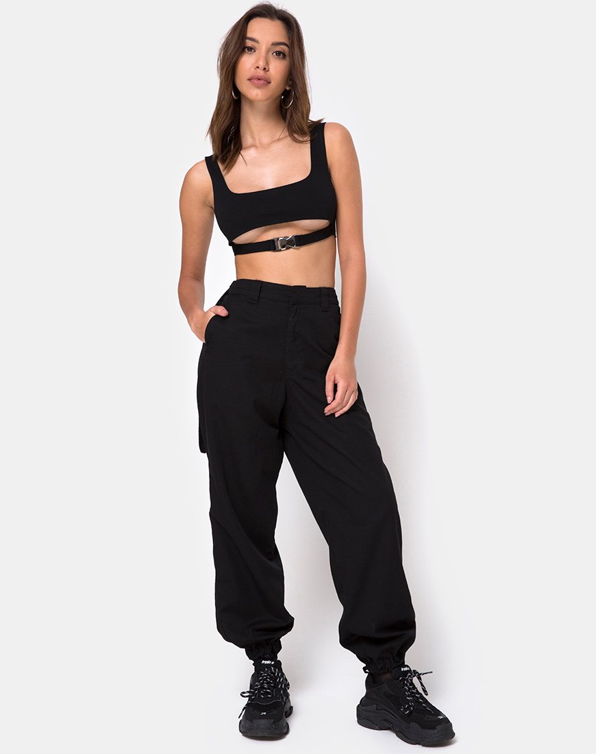Imagen de Reka Crop Top en negro con hebilla plateada