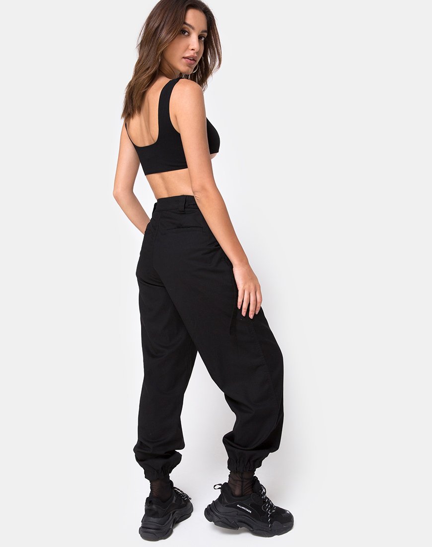 Imagen de Reka Crop Top en negro con hebilla plateada