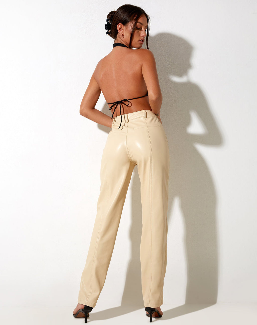 Pantalón Centa en PU Mantequilla
