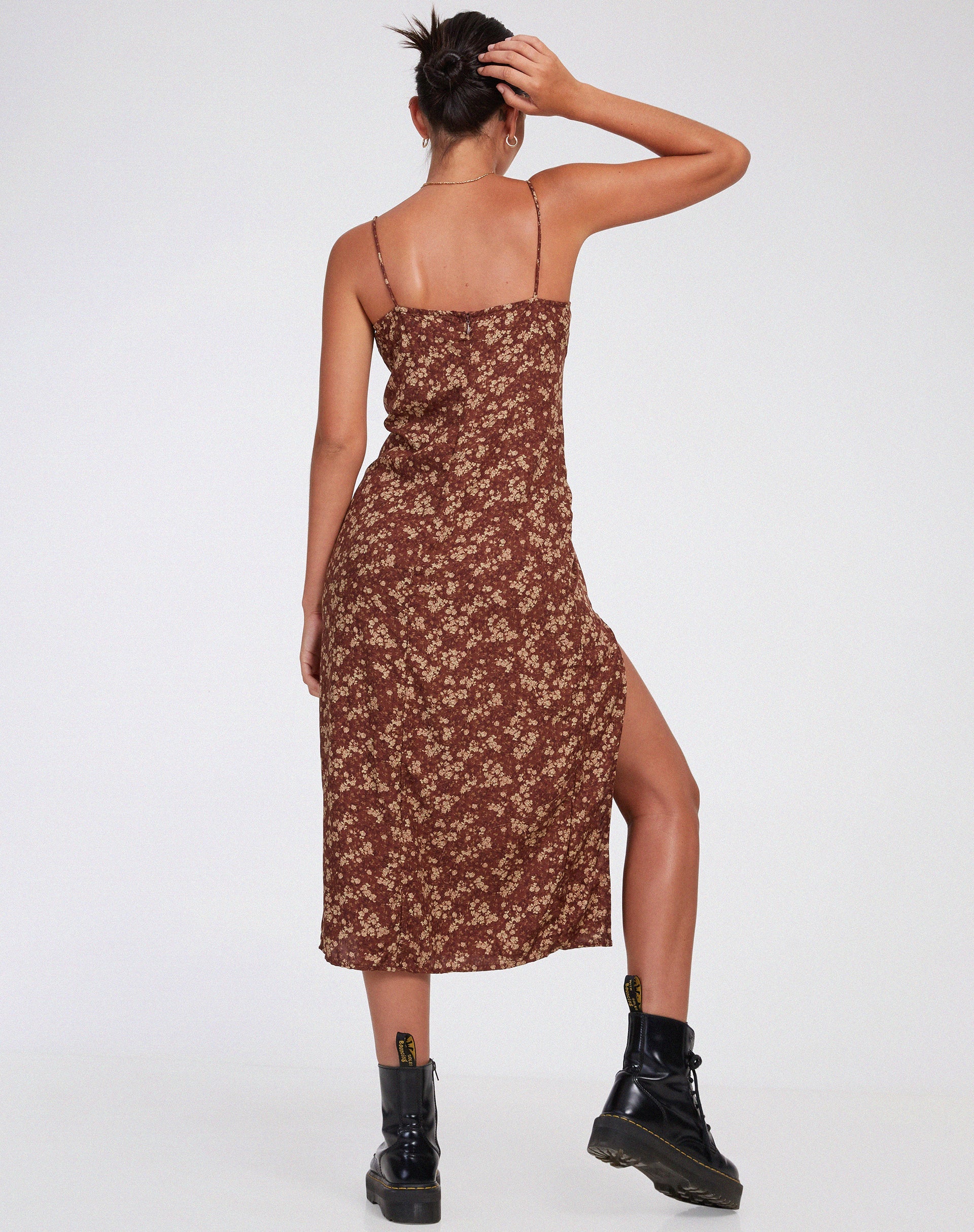 IMAGEN DE Maxi Vestido Ciprés en Floral Tierra Marrón