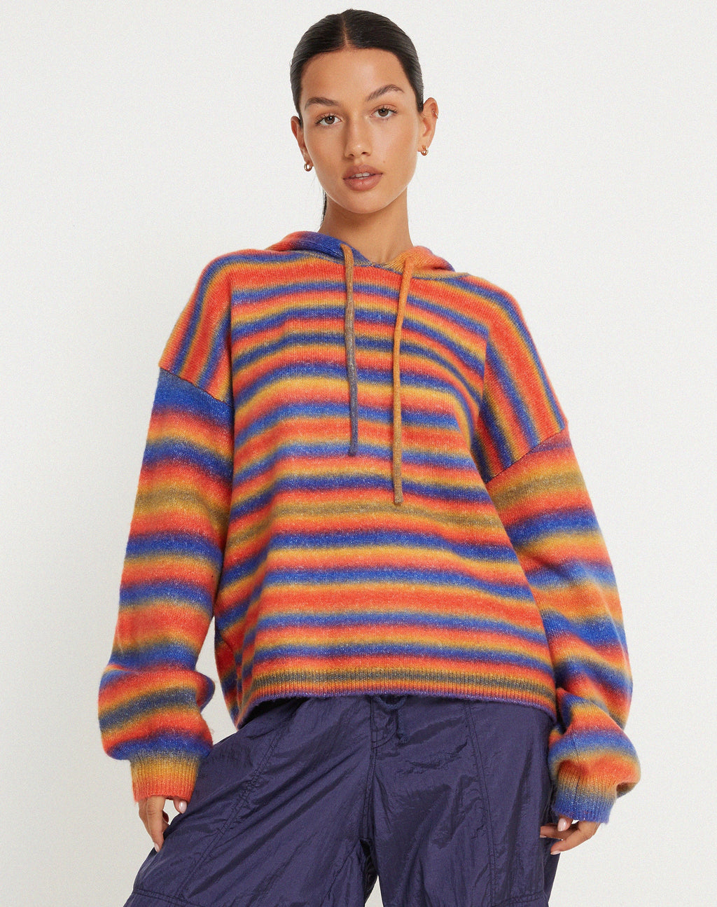 Sudadera con capucha Ehsan en mezcla de rayas rojas