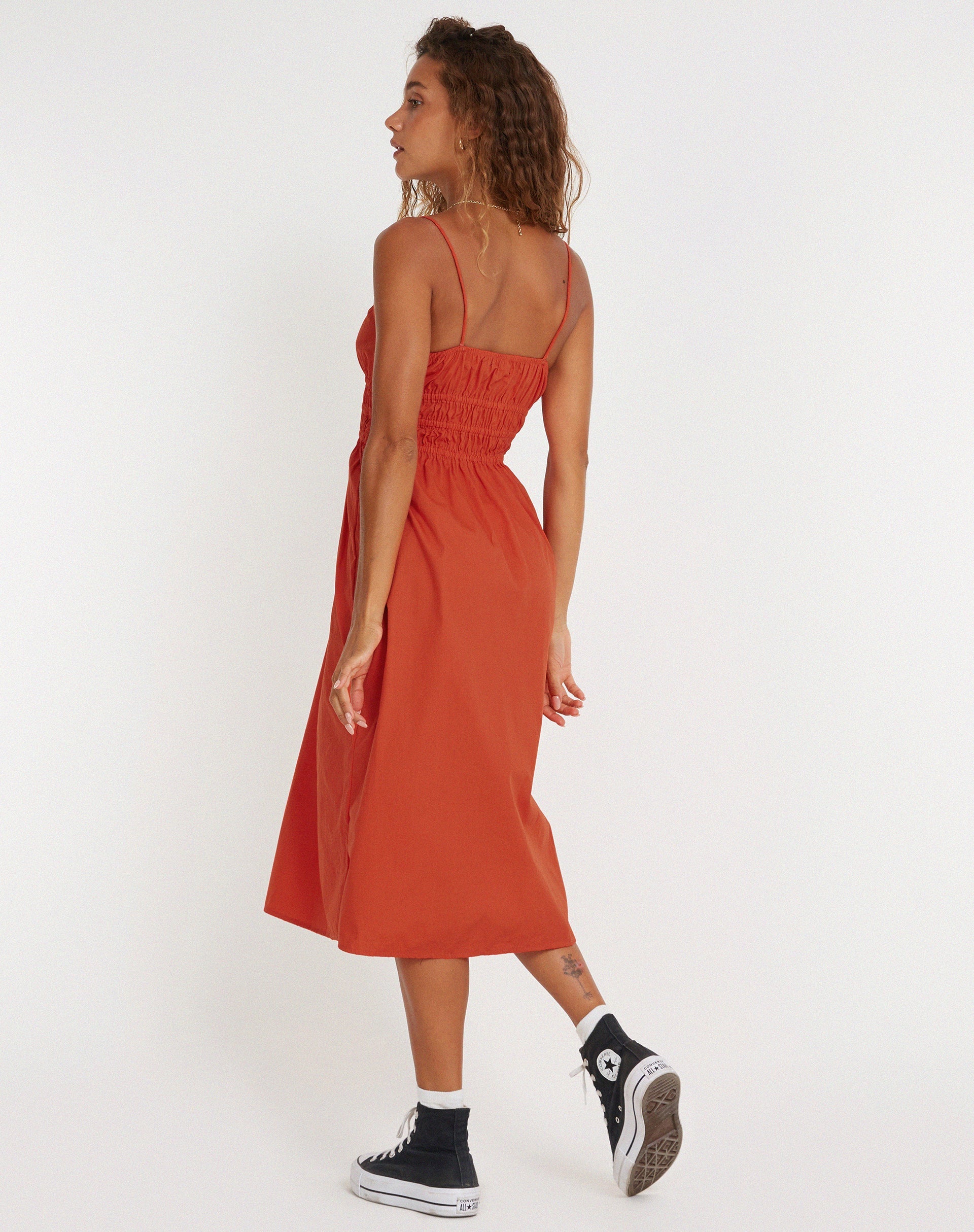 imagen de Jayko Midi Dress in Orange