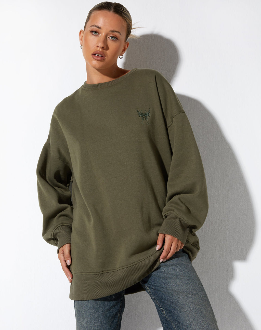 Sudadera Lei en Grape Leaf Butterfly Embro