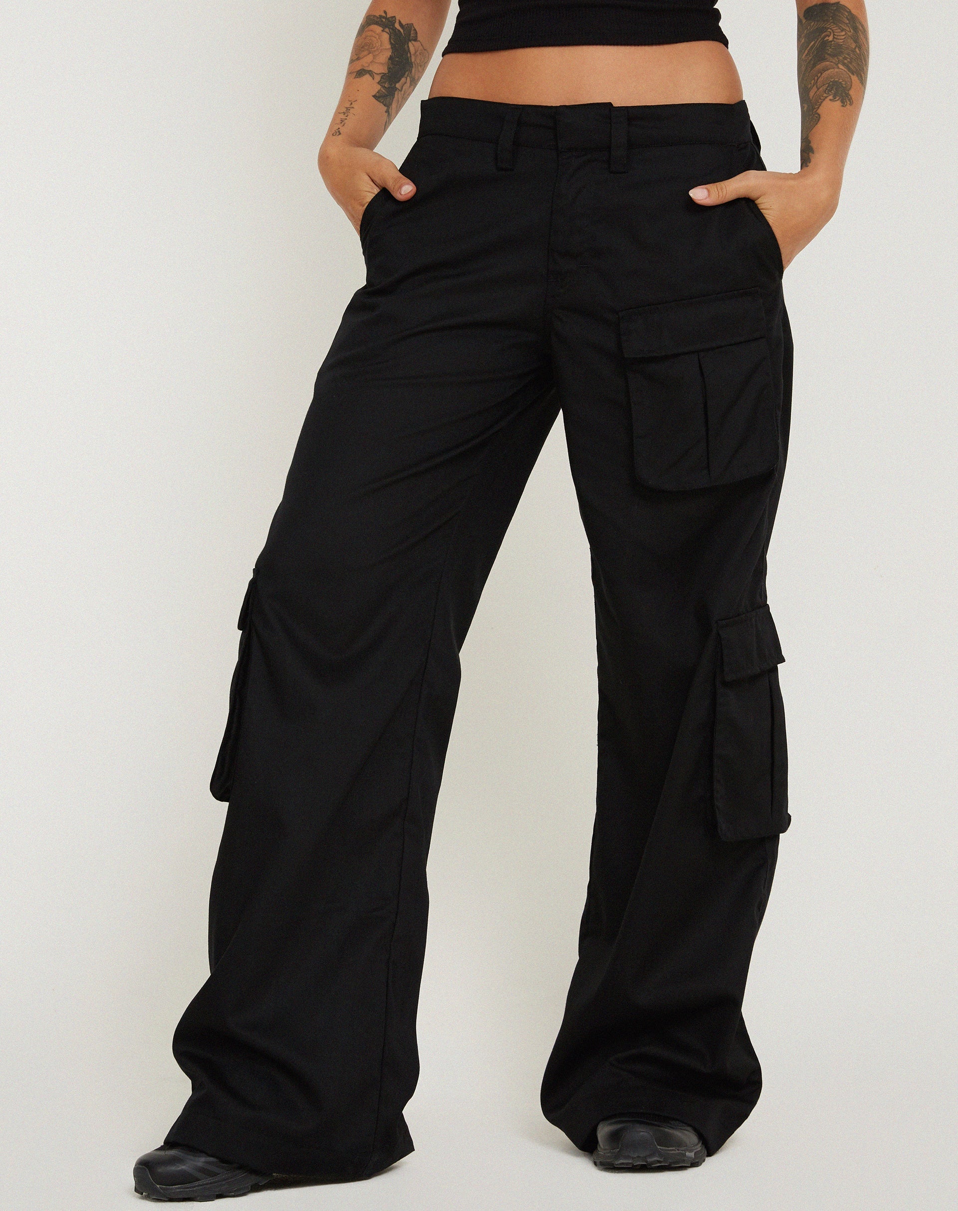 imagen de Lovis Cargo Trouser en negro
