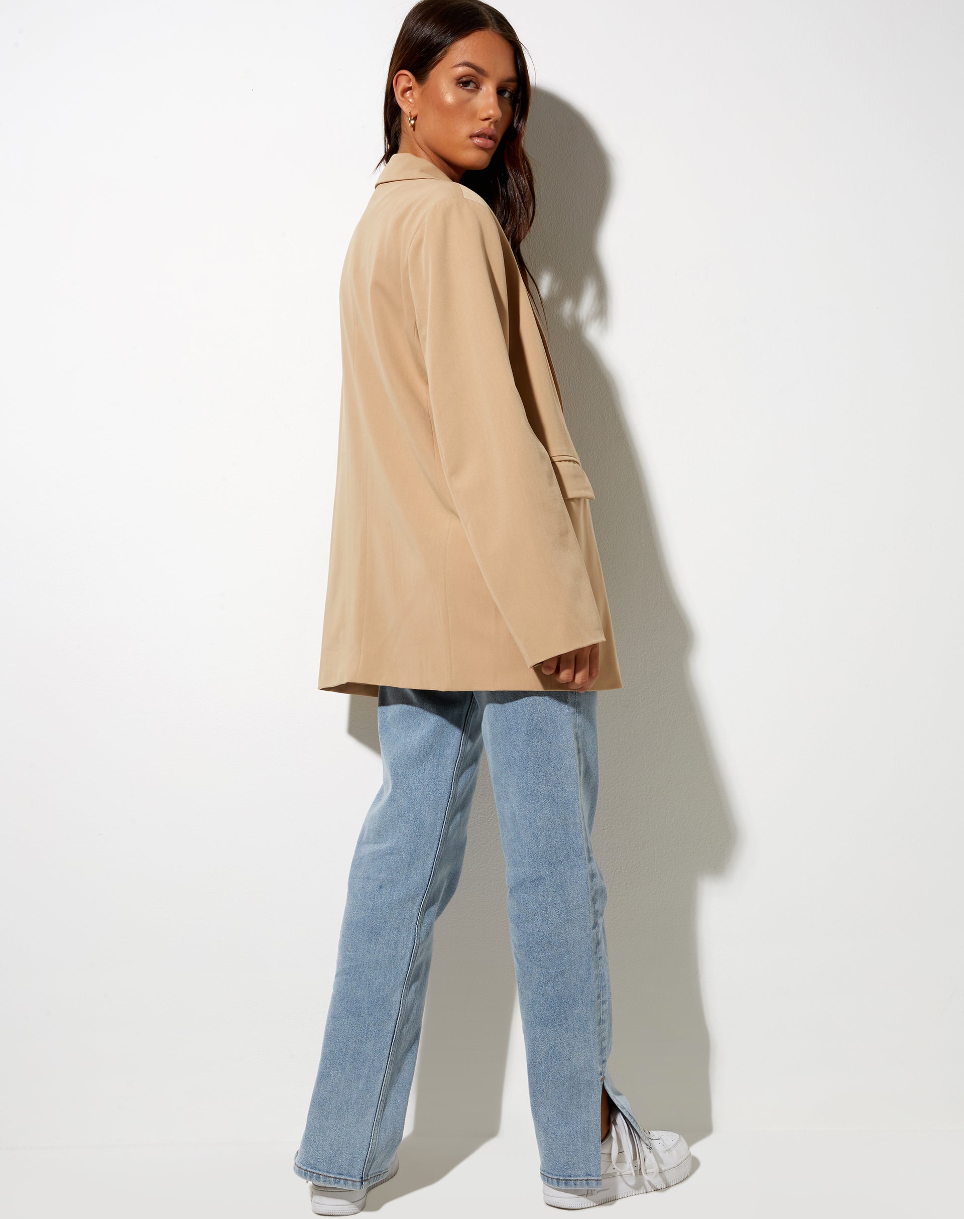 Imagen de Maiwa Blazer en almendra