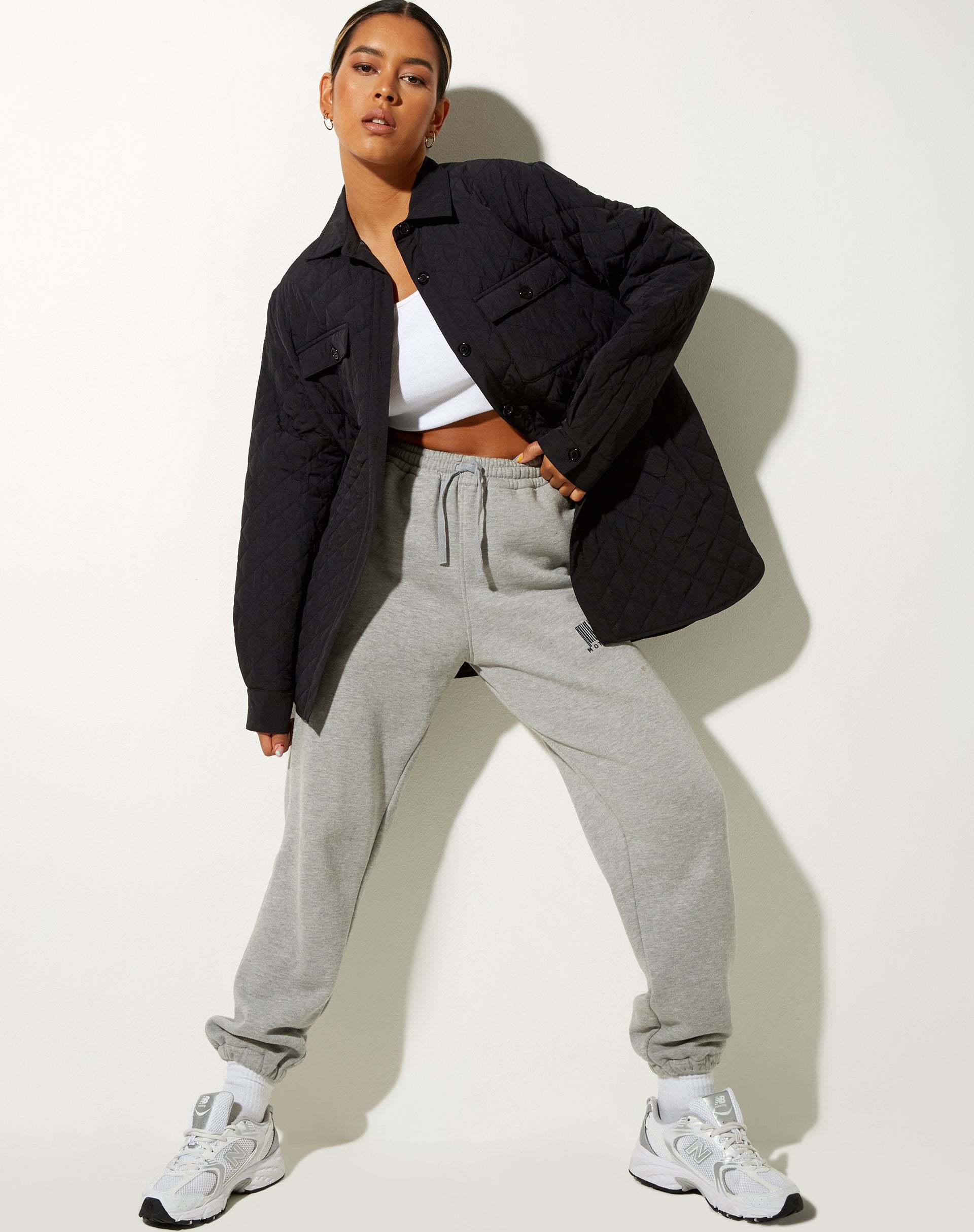 Imagen de la camisa Marcel en negro acolchado