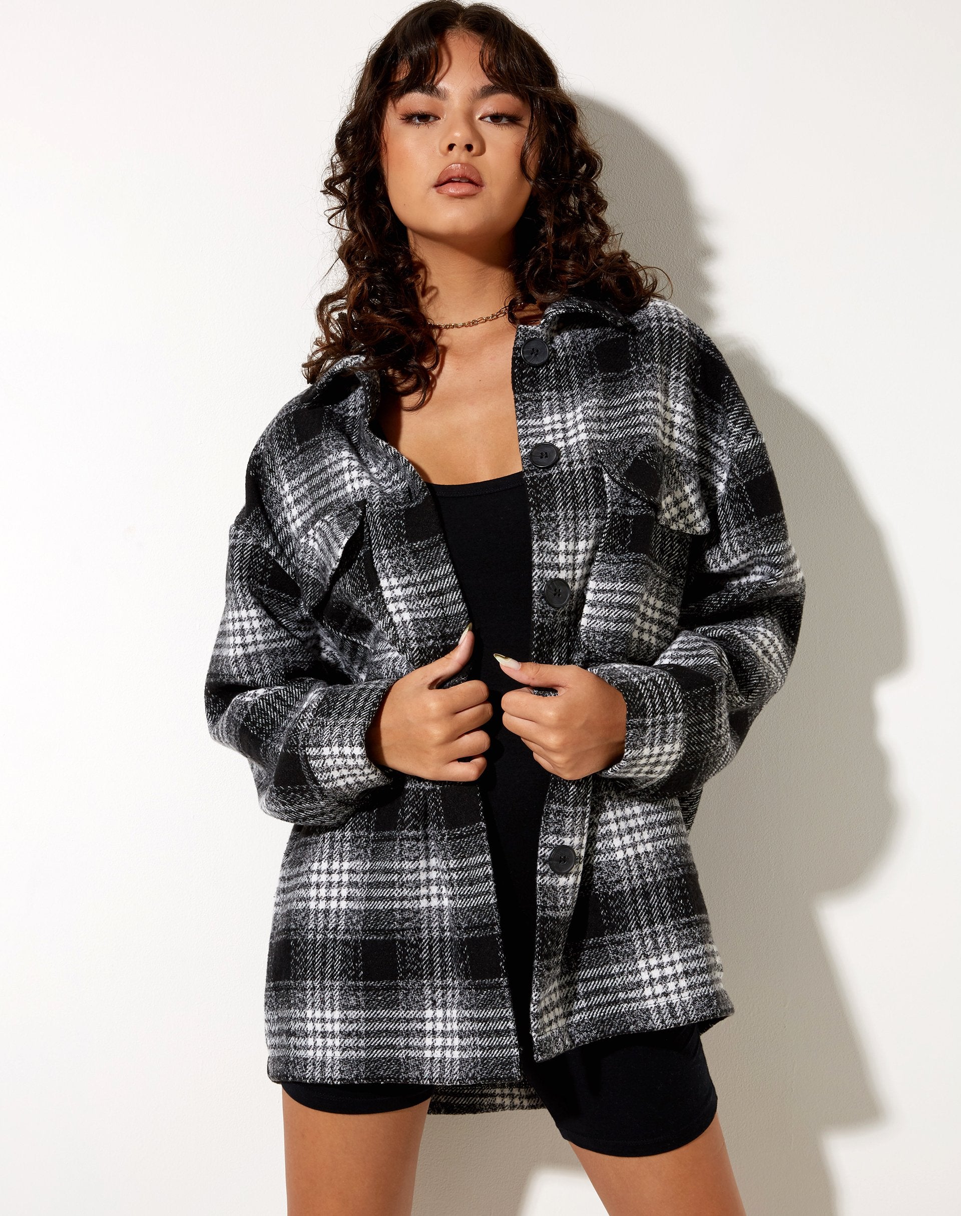 Imagen de Marcella Camisa a cuadros Negra