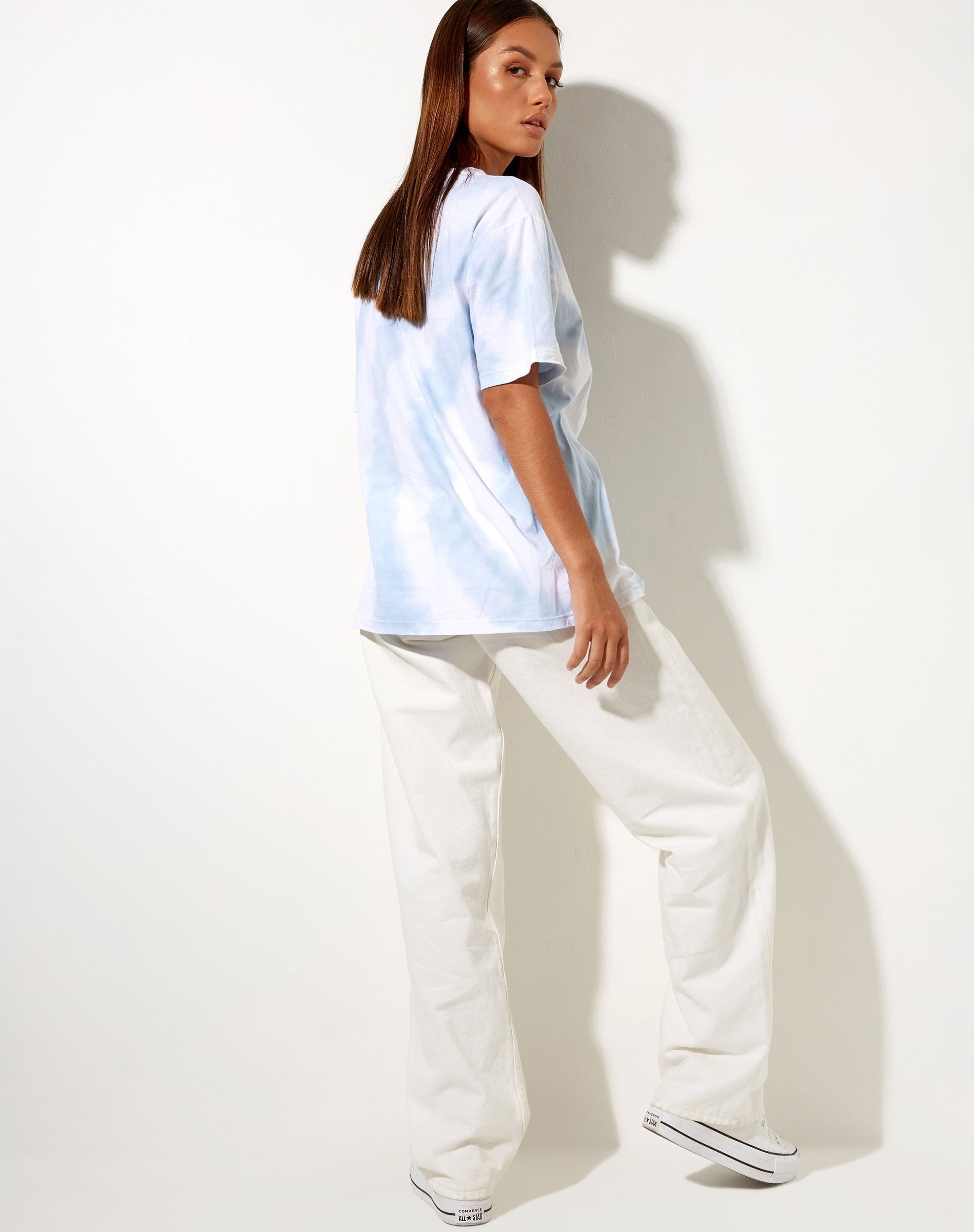 Imagen de Oversize Basic Tee in Blue and White Swirl Tie Dye