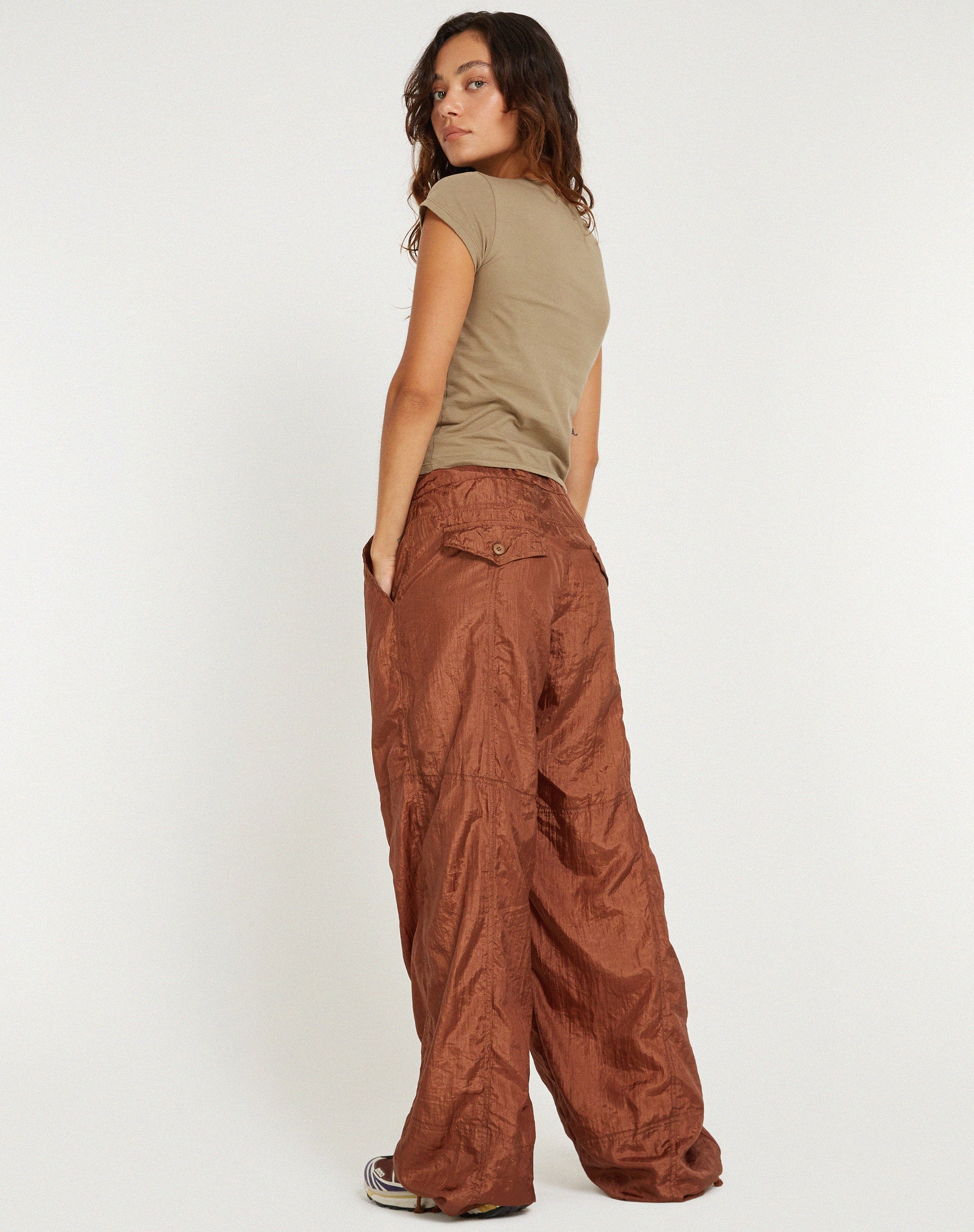 imagen de Phil Trouser en Parachute Brown