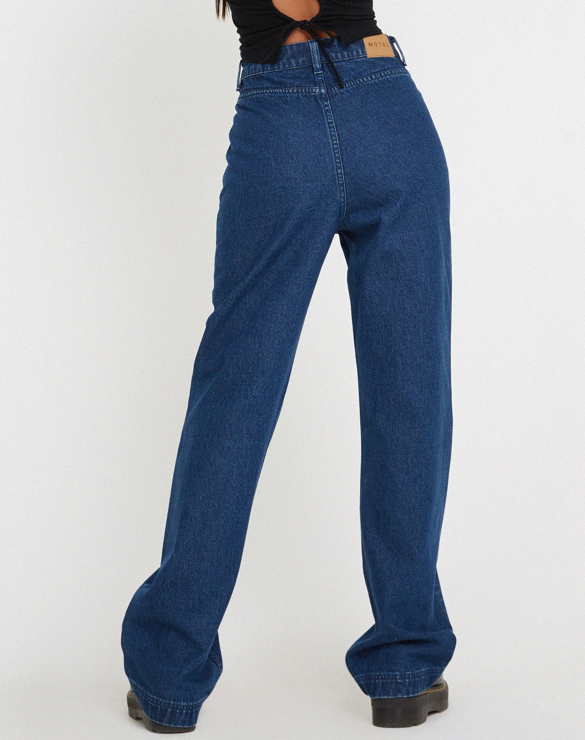 Imagen de Retro Pocket Flare Jeans in 90's Indigo