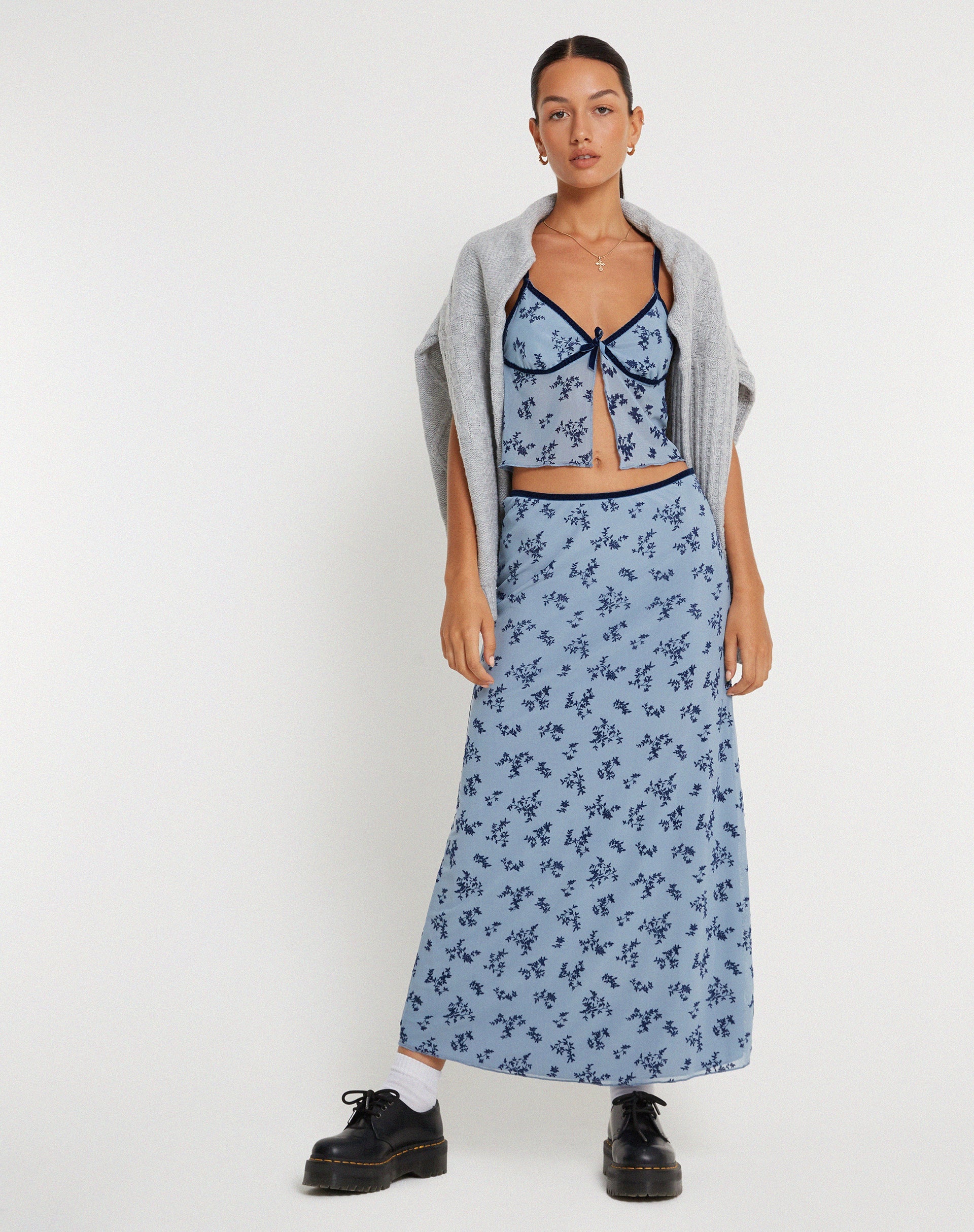 imagen de Rinzi Maxi Skirt in Light Blue Black Botanist Flocking