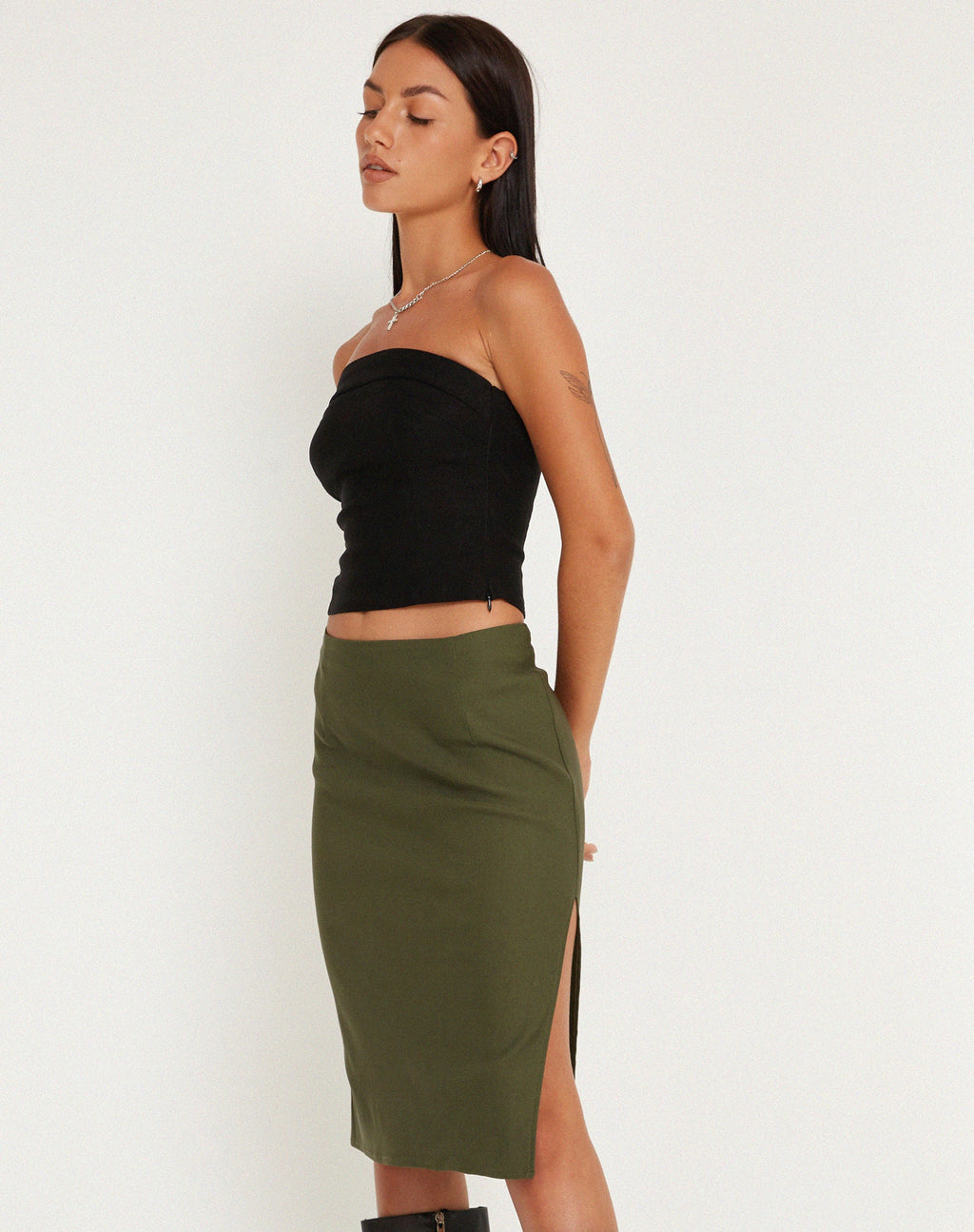 Sekoji Falda Midi con Abertura Lateral en Caqui