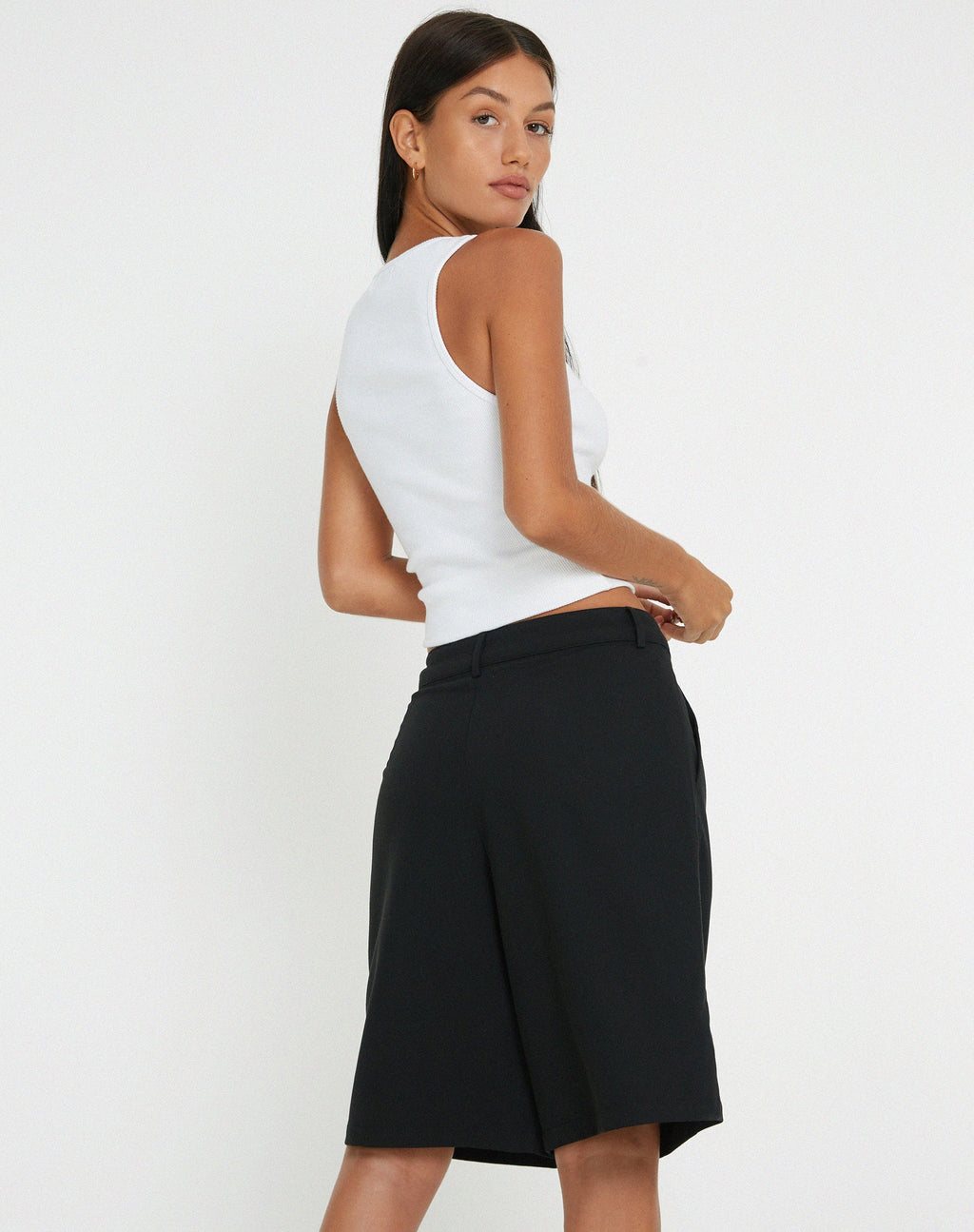 Tabaru Short en Tailoring Negro