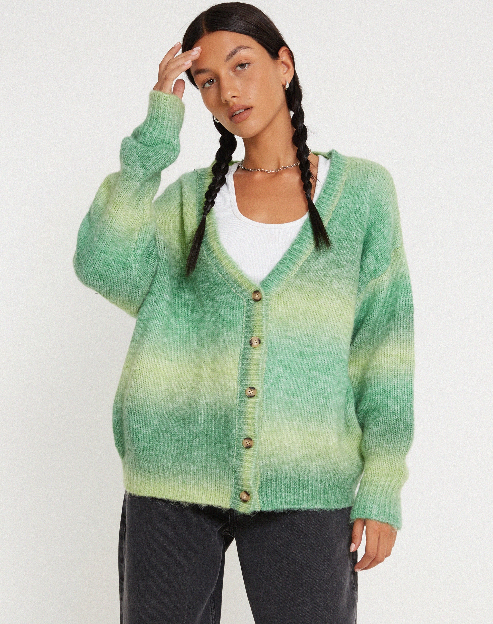 Imagen de Uriela Cardi en lana verde