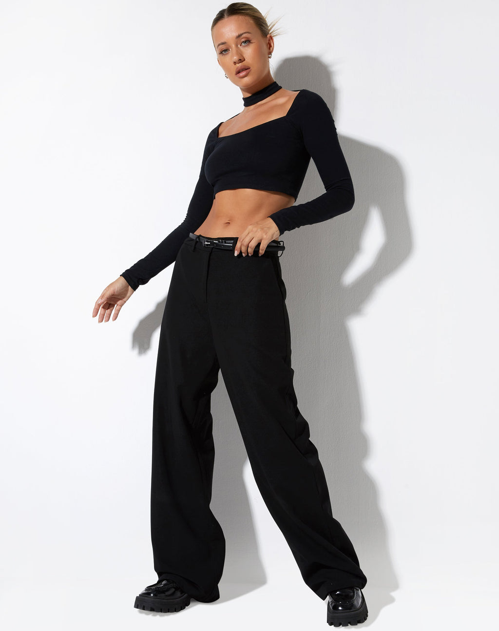 Ribus Crop Top Negro