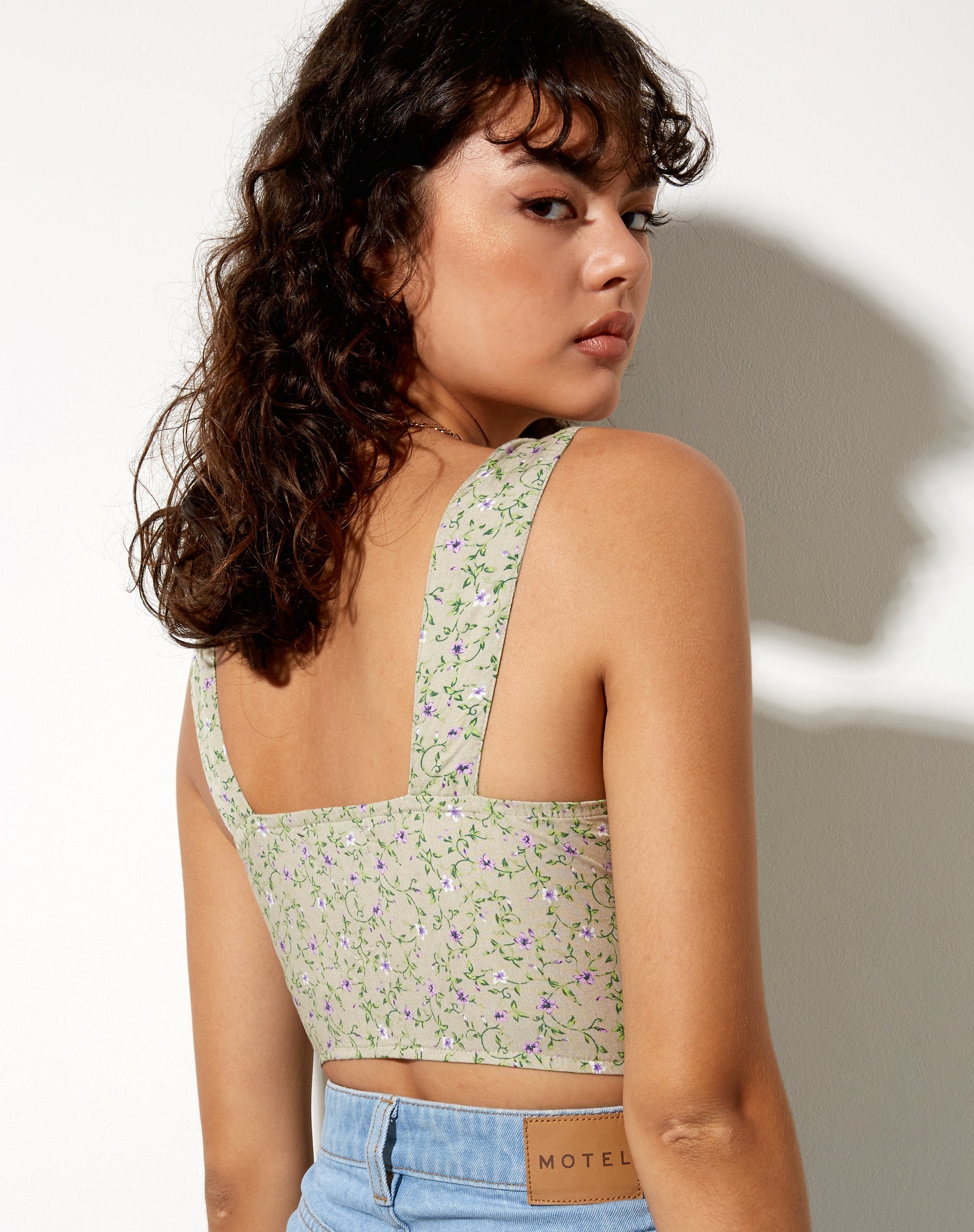 Imagen de Ridis Vest Crop Top en Parma Violeta